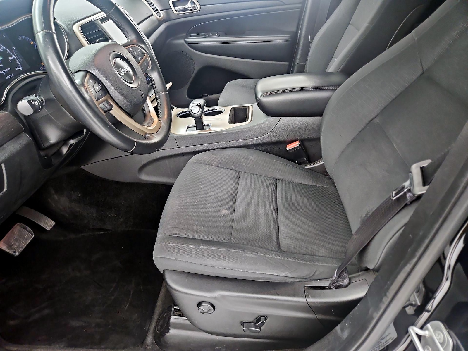 Power Seat(s) & Side Airbags