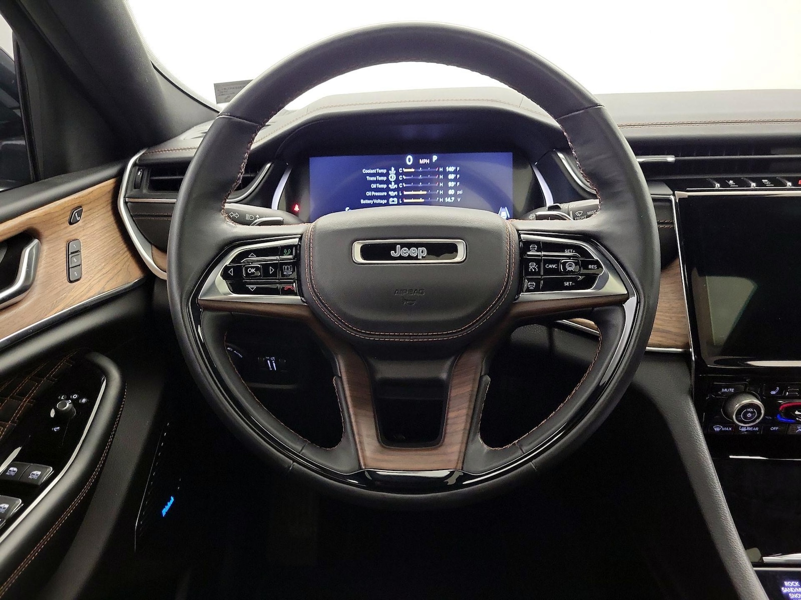 2022 Jeep Grand Cherokee Summit - Photo 11