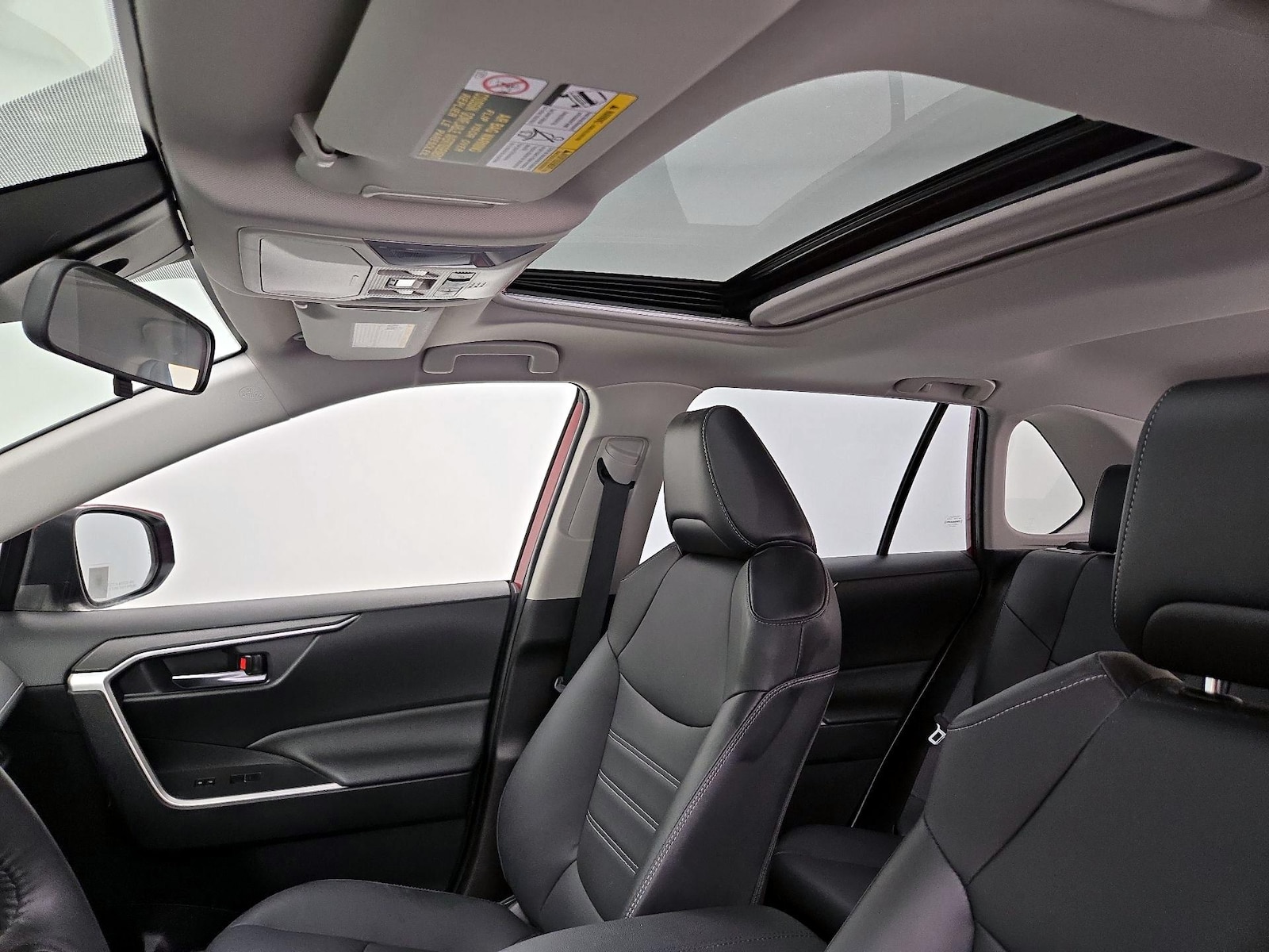 Sunroof(s) & Overhead Airbags