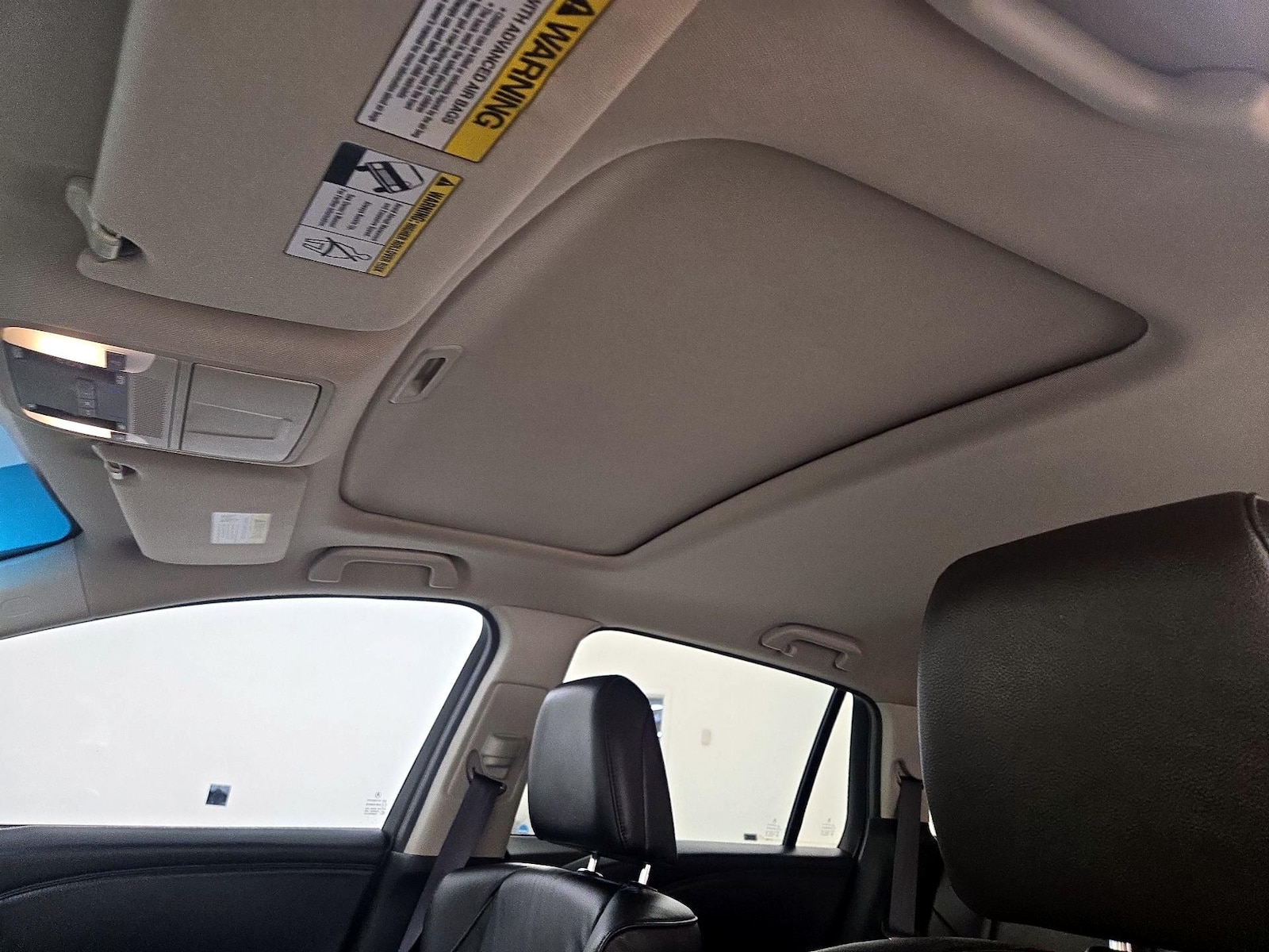 Sunroof(s) & Overhead Airbags