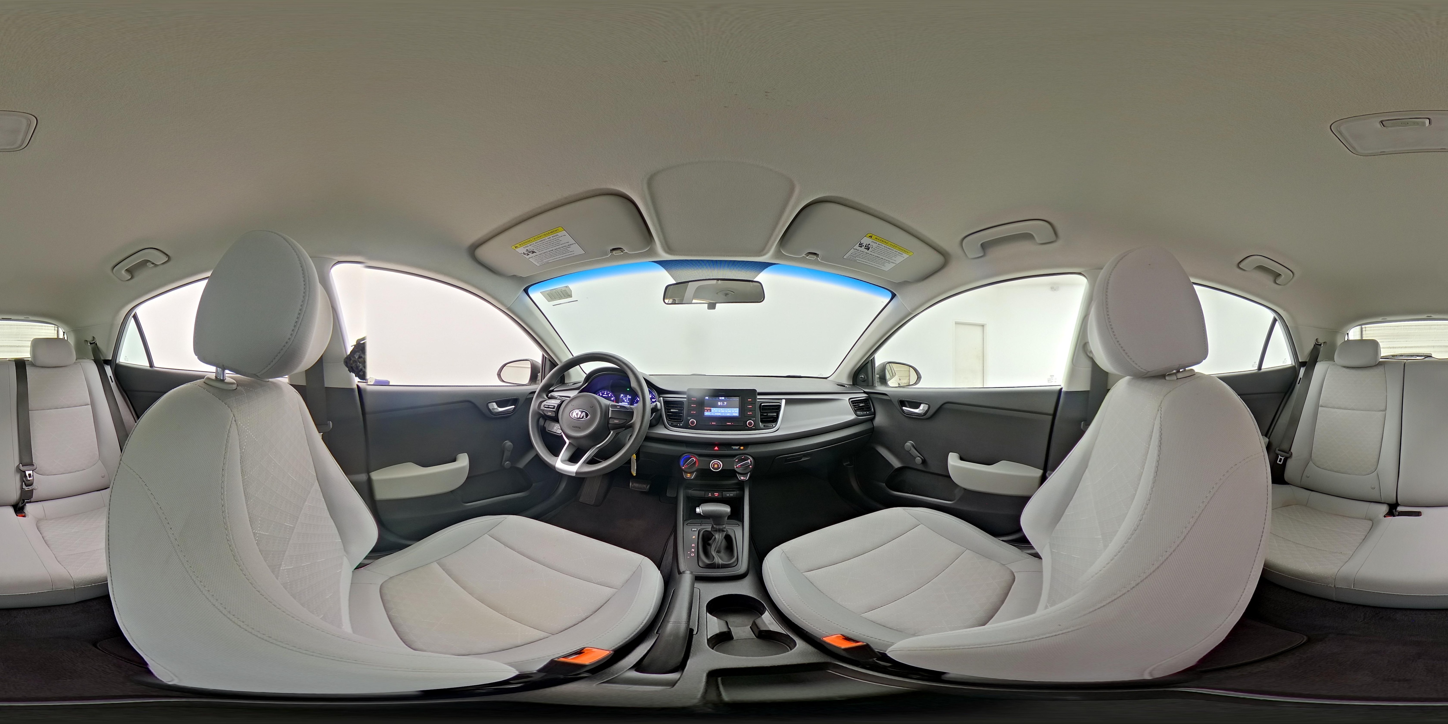 2018 Kia Rio 5-Door LX - Photo 23