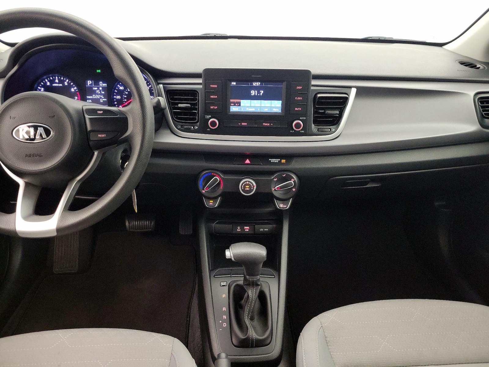 2018 Kia Rio 5-Door LX - Photo 10