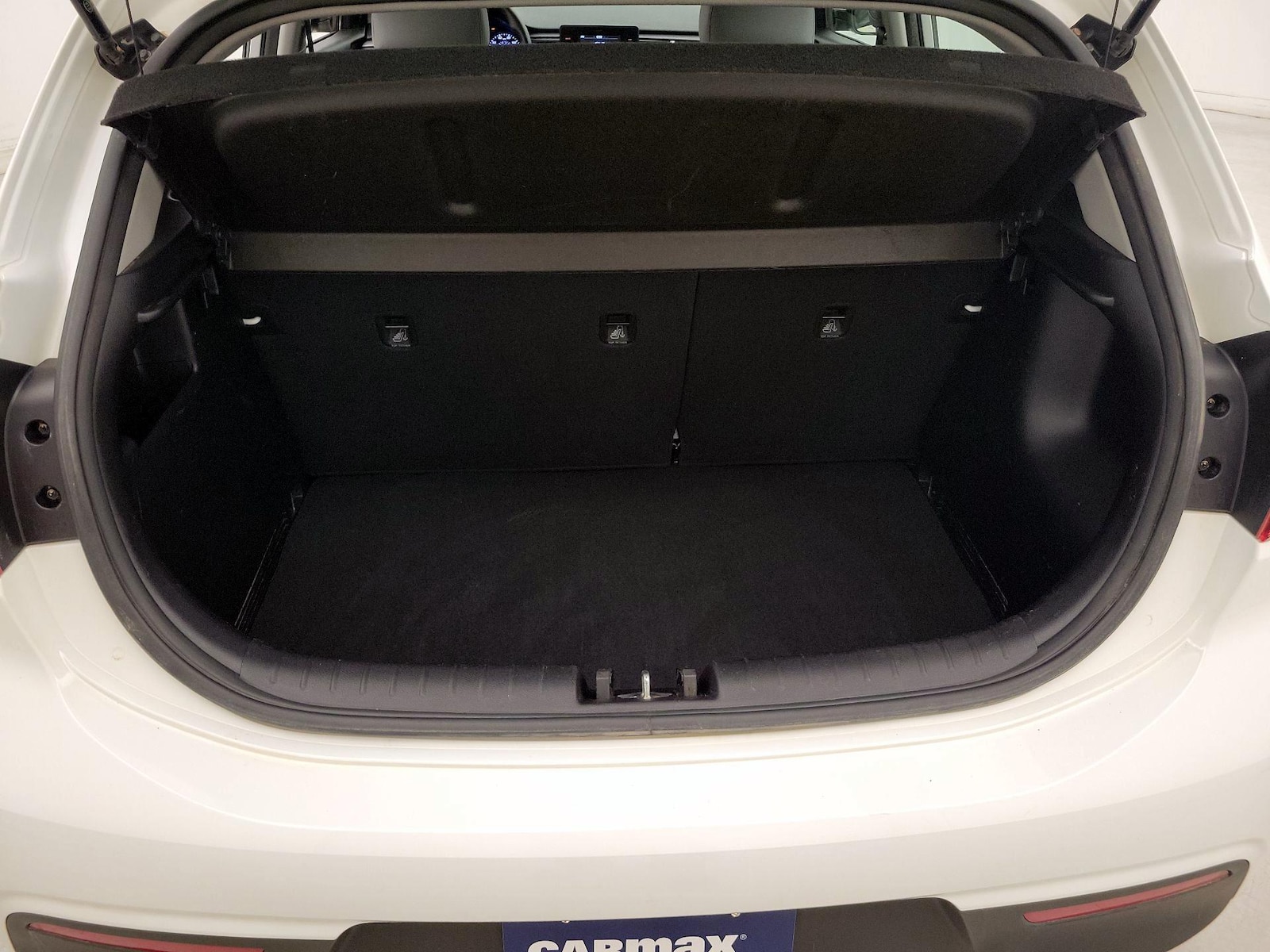 2018 Kia Rio 5-Door LX - Photo 20