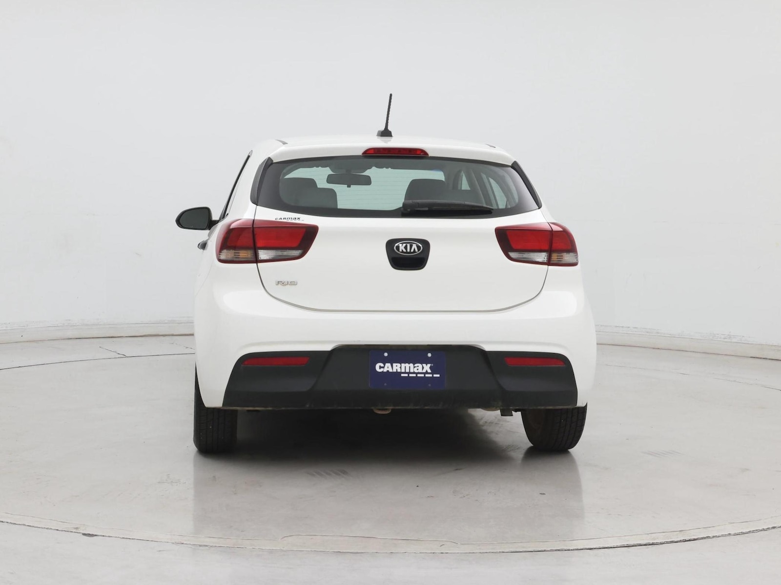 2018 Kia Rio 5-Door LX - Photo 7