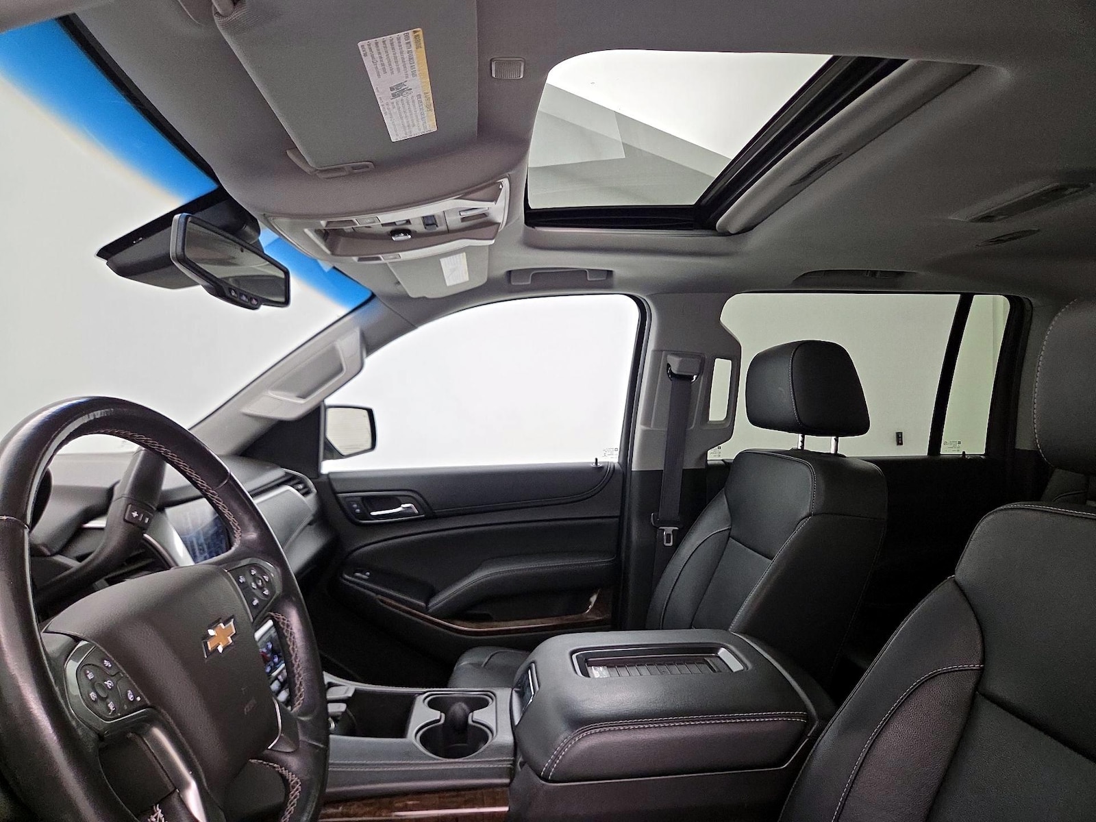 Sunroof(s) & Overhead Airbags