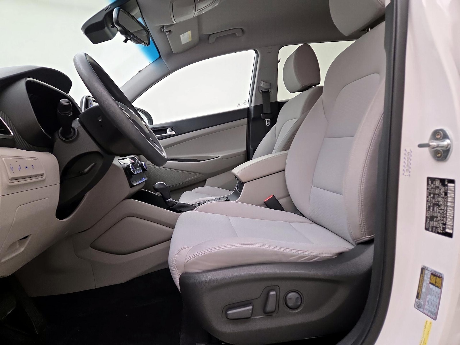 2021 Hyundai Tucson Value - Photo 12