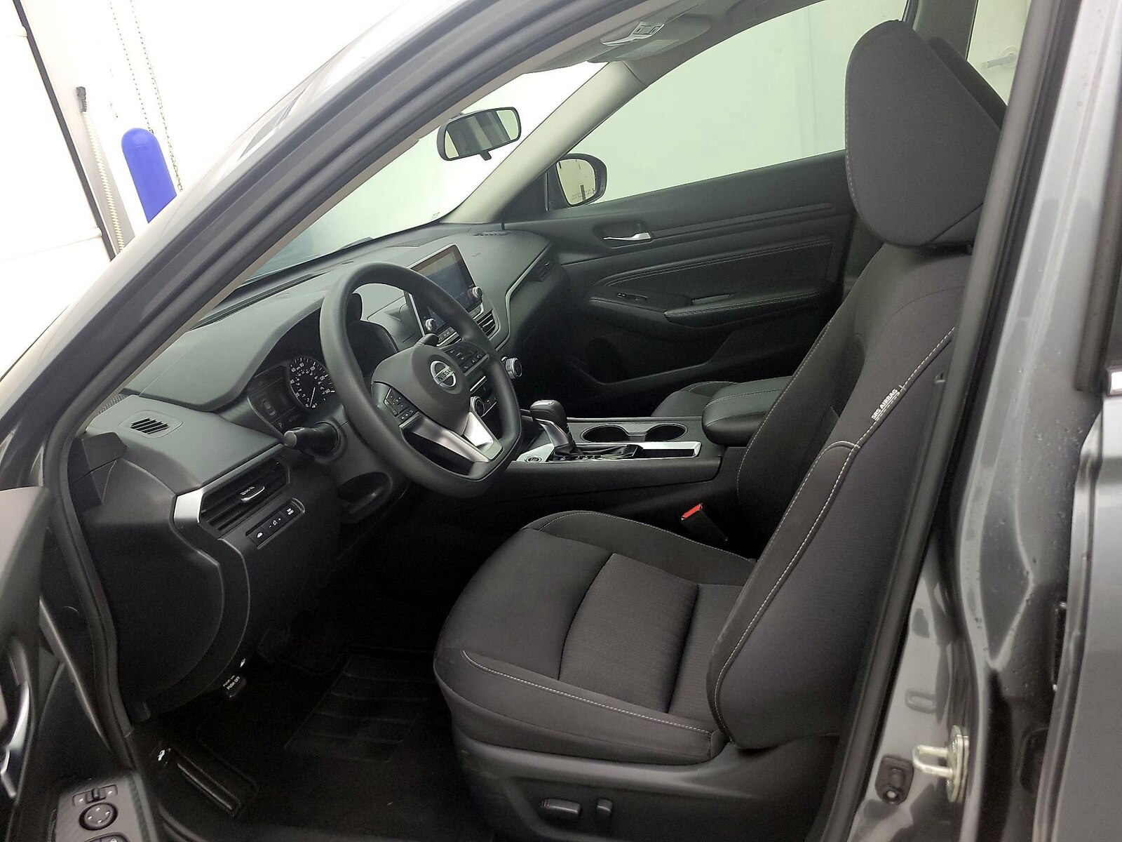 Power Seat(s) & Side Airbags