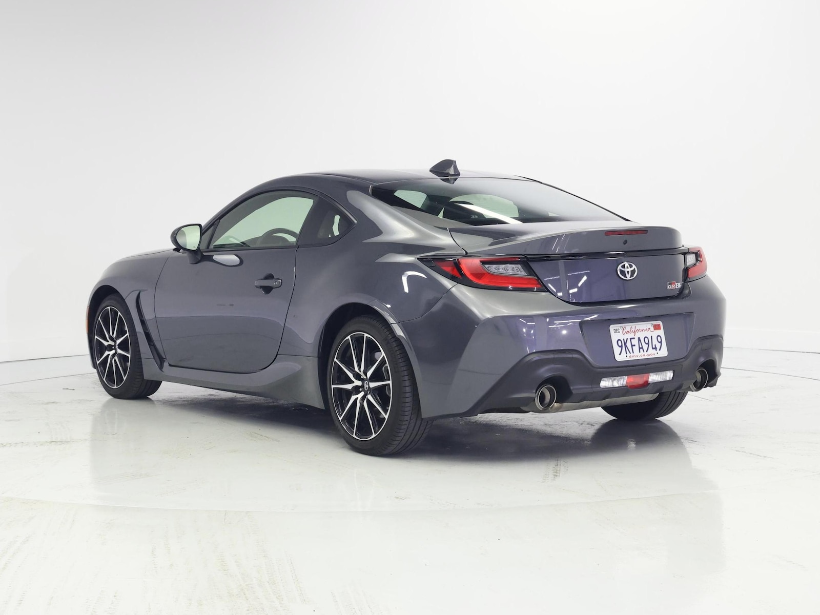 2023 Toyota GR86 Base - Photo 3
