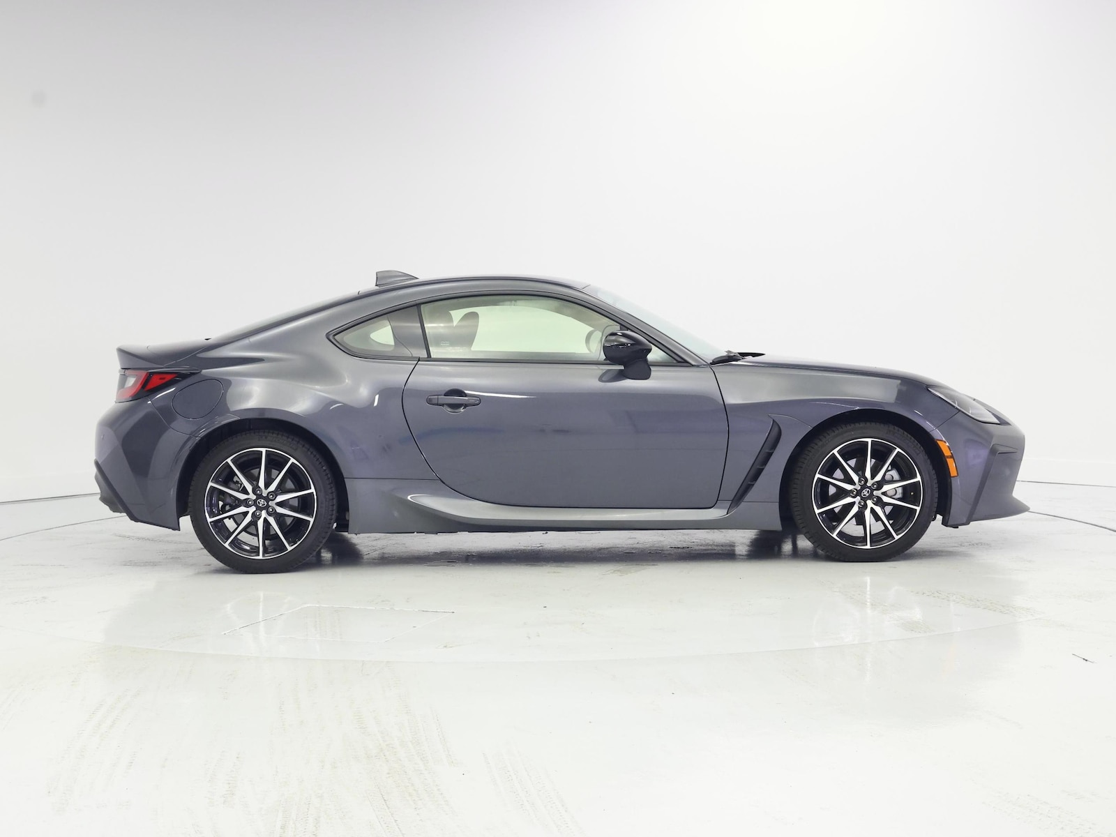 2023 Toyota GR86 Base - Photo 8