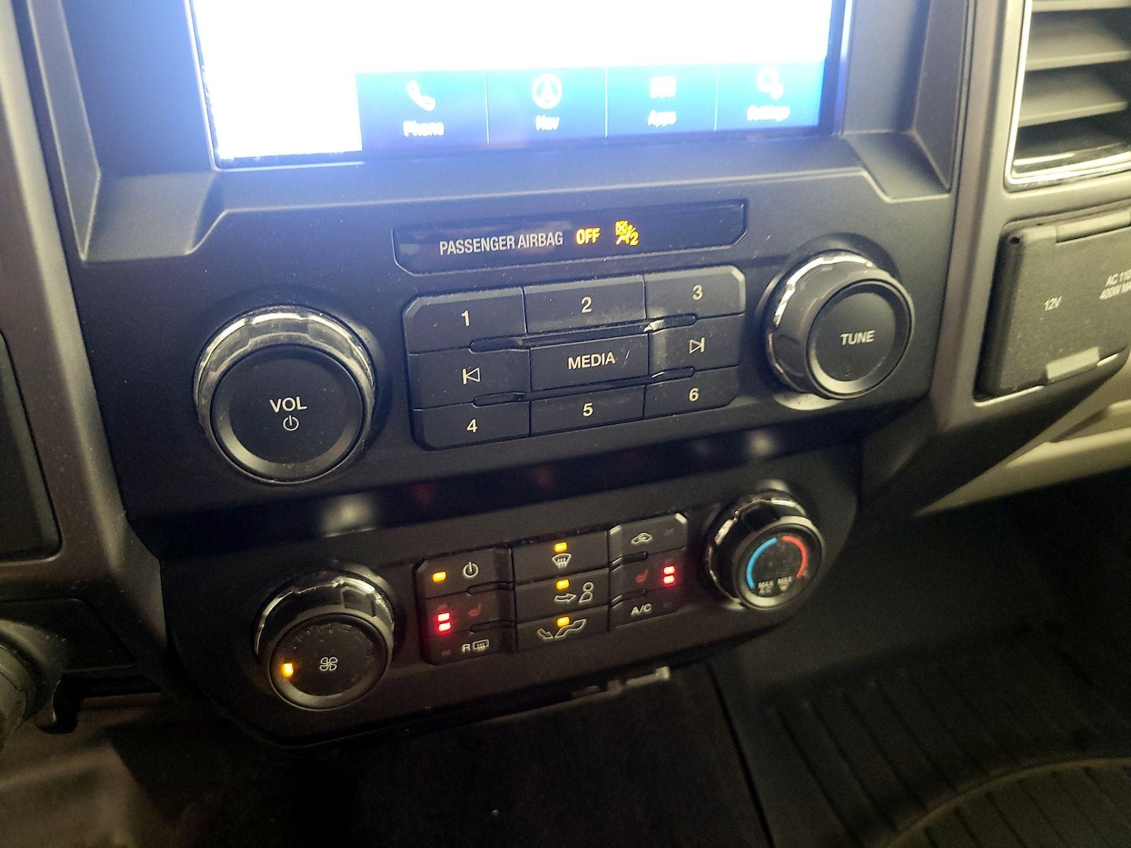 2019 Ford F-150 XLT - Photo 18