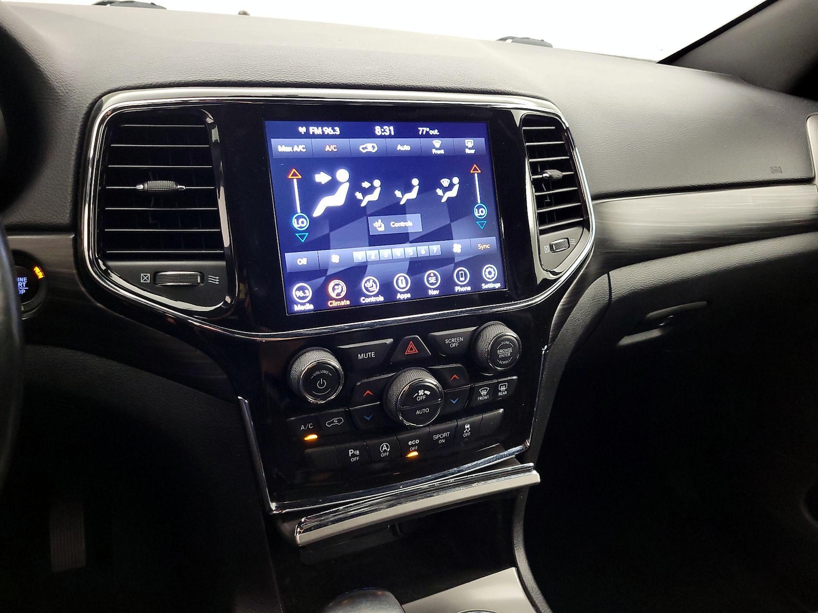 2022 Jeep Grand Cherokee WK Laredo X - Photo 18