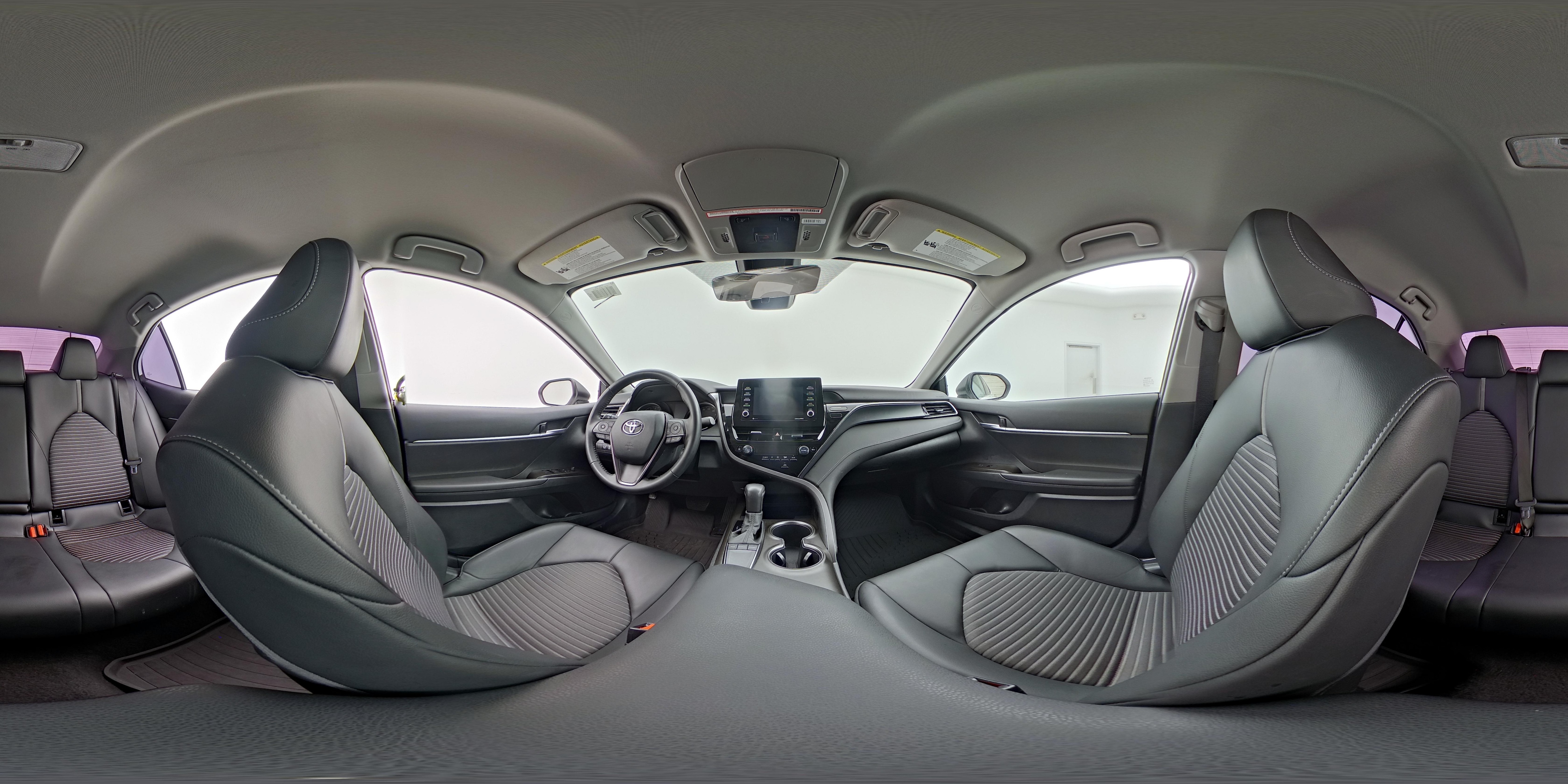 2022 Toyota Camry SE - Photo 23