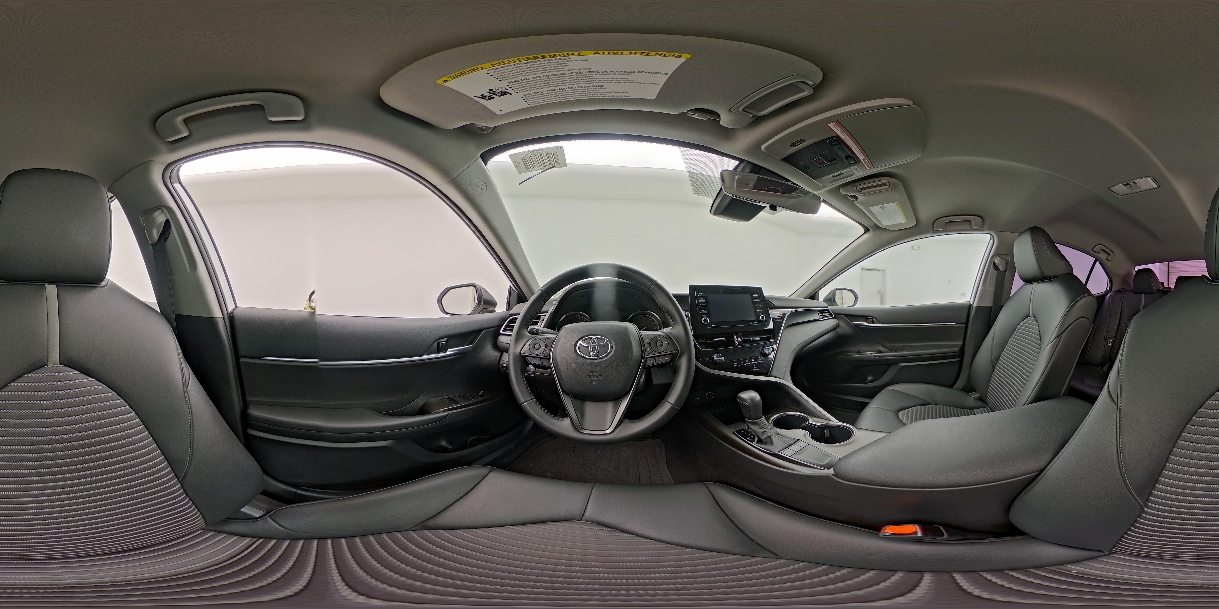2022 Toyota Camry SE - Photo 25
