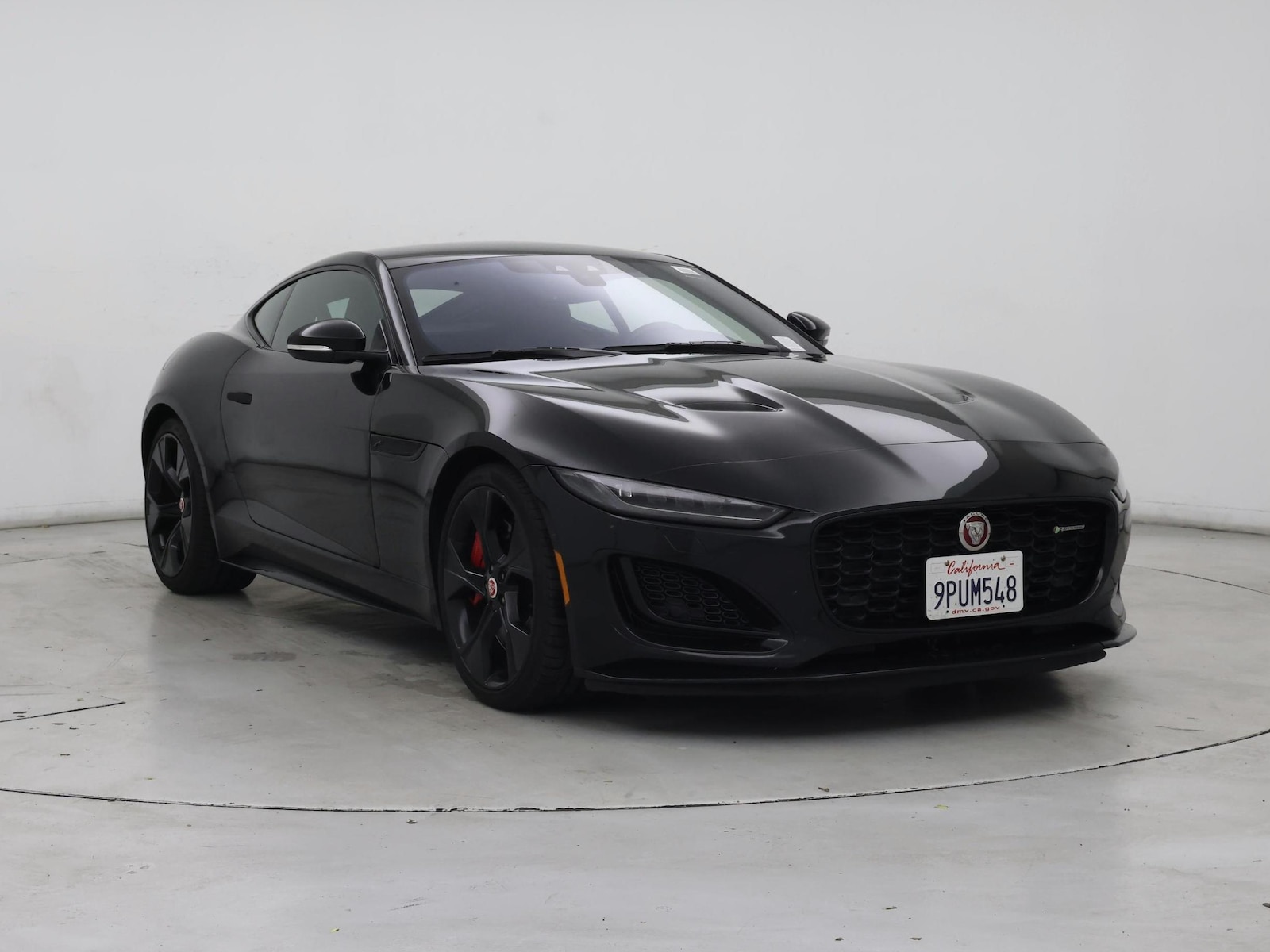 2022 Jaguar F-TYPE R-Dynamic - Photo 2