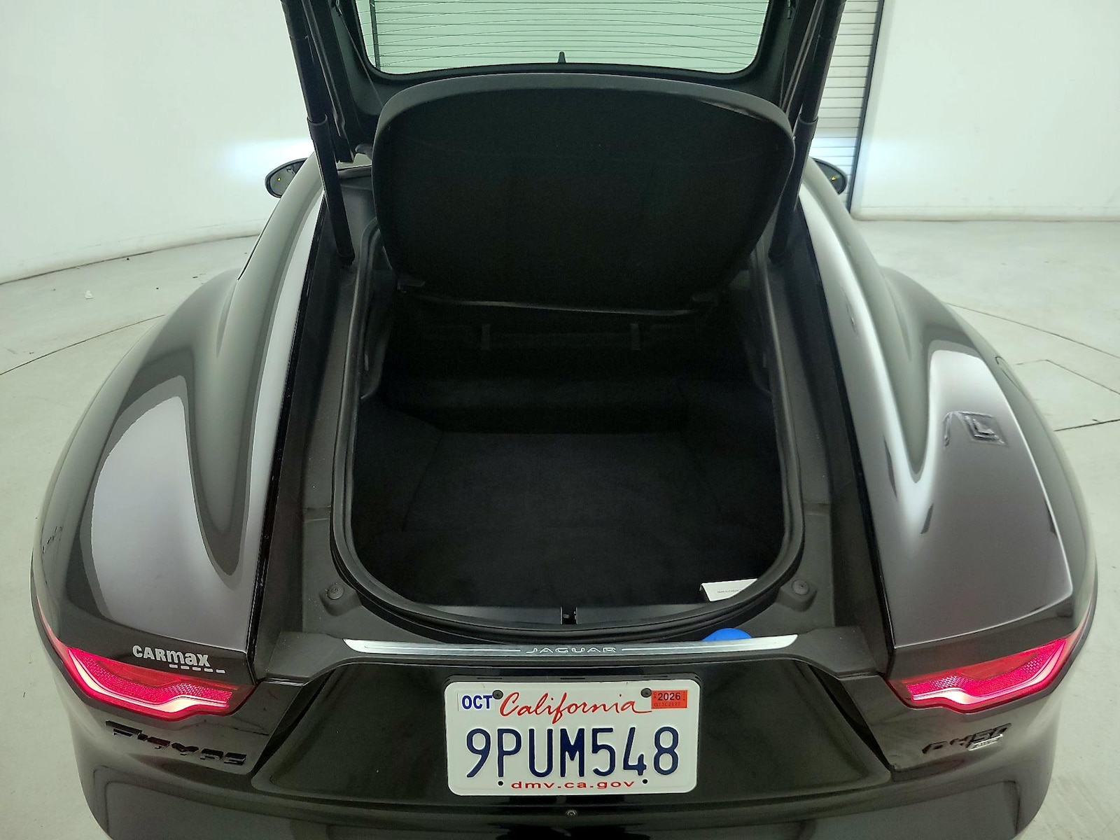 2022 Jaguar F-TYPE R-Dynamic - Photo 21