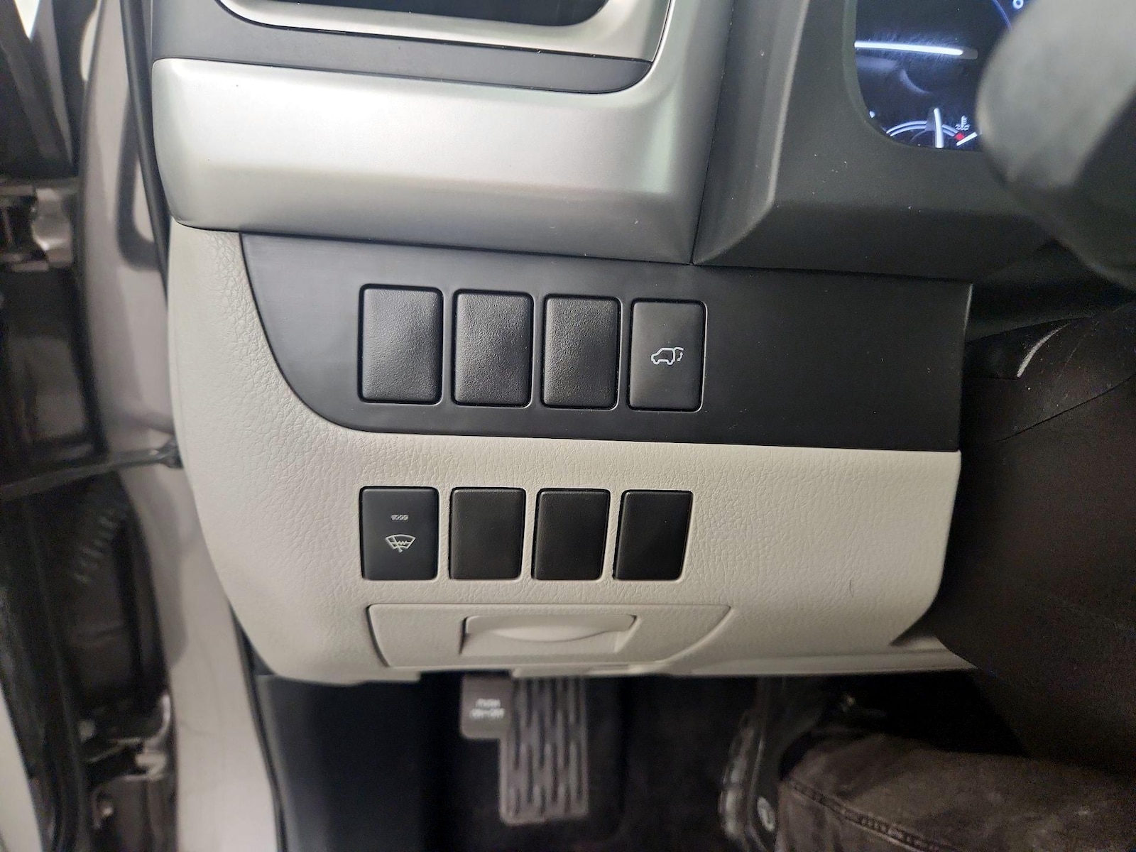 2014 Toyota Highlander XLE - Photo 12