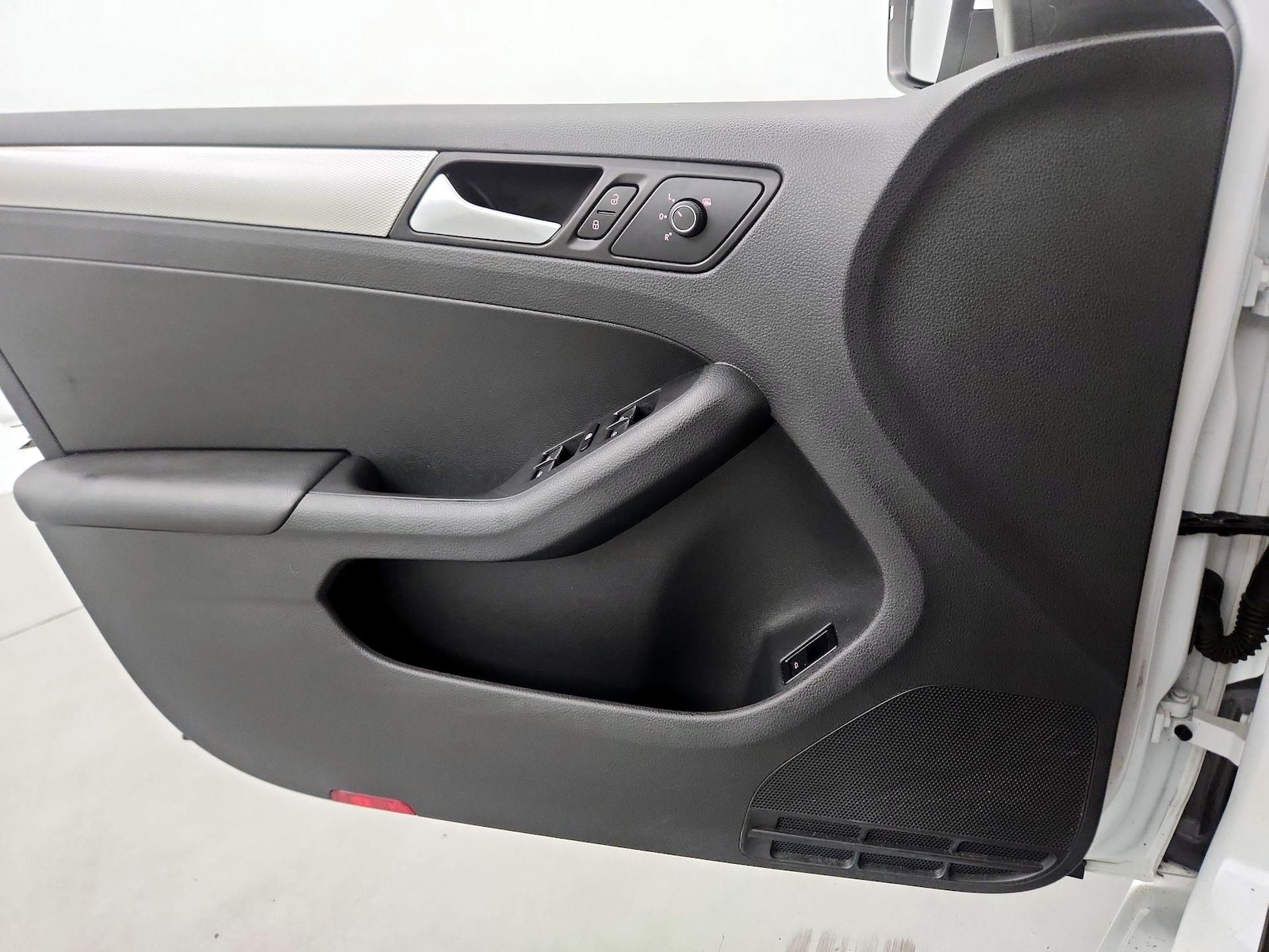 2016 Volkswagen Jetta SE - Photo 13