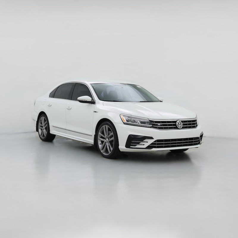 2017 Volkswagen Passat R-Line