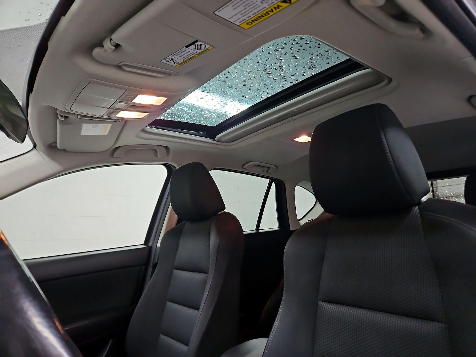 Sunroof(s) & Overhead Airbags