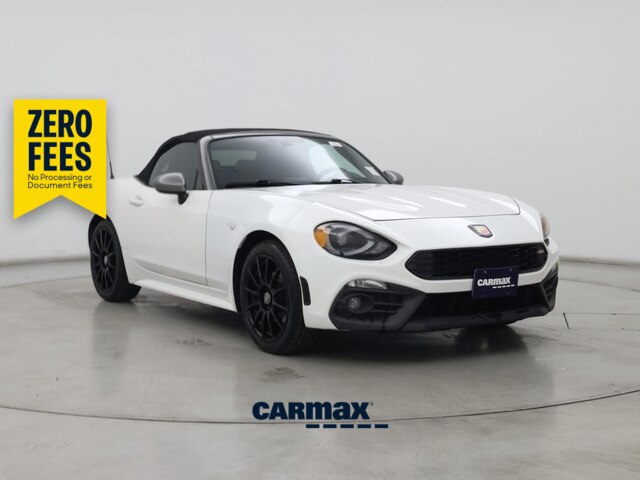 White 2017 FIAT 124 Spider Convertible Rear-Wheel Drive Manual