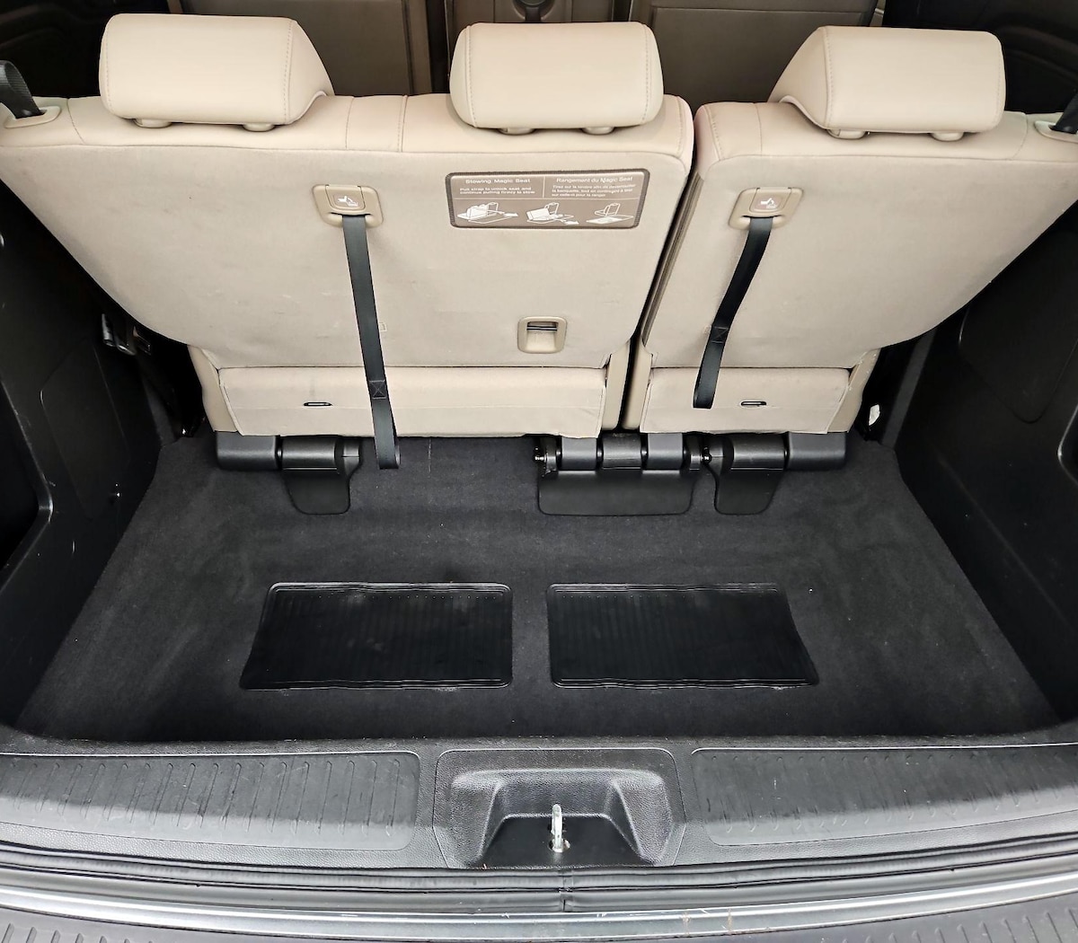 Trunk/Cargo (Seats Up)