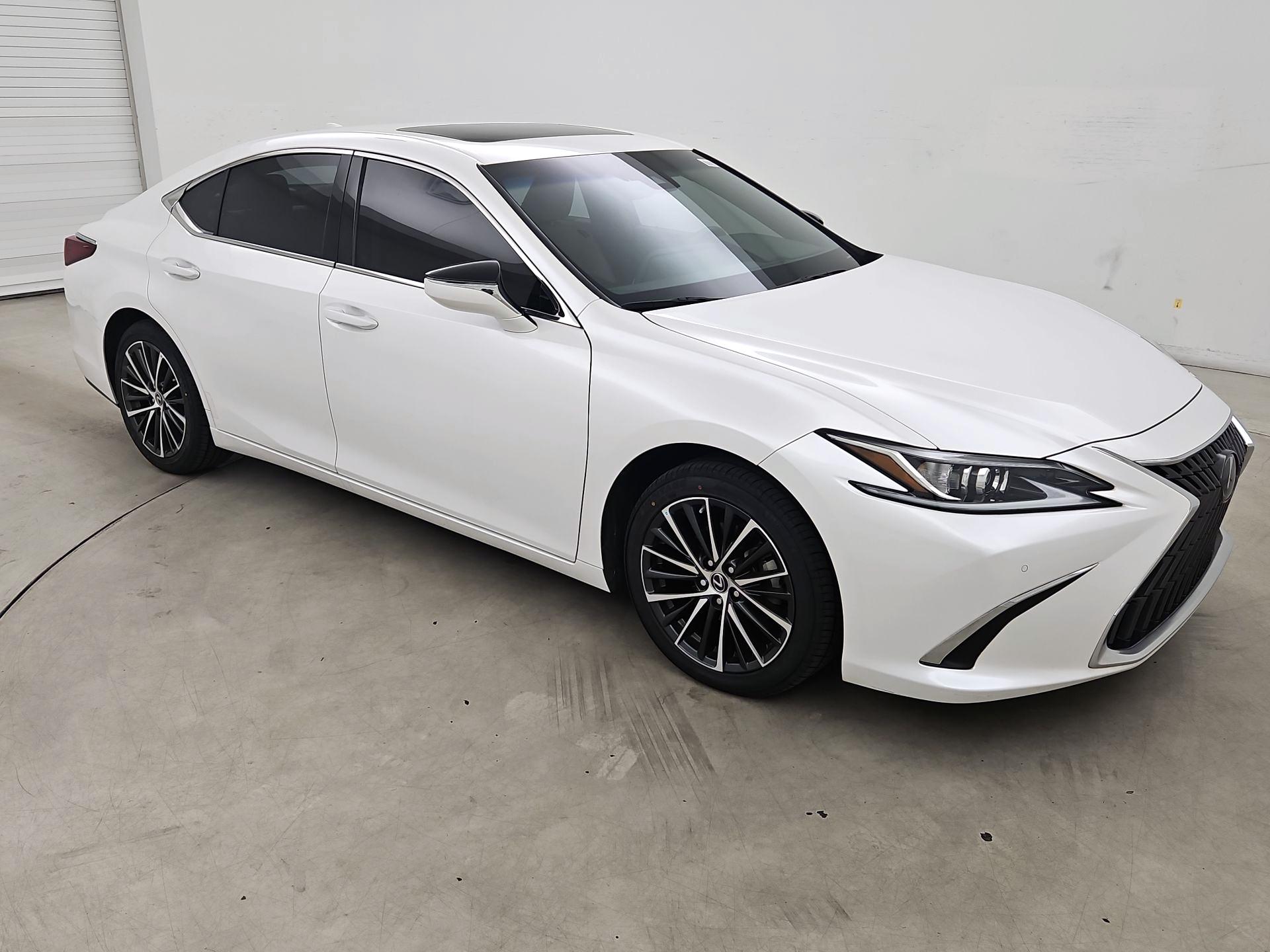 2023 Lexus ES