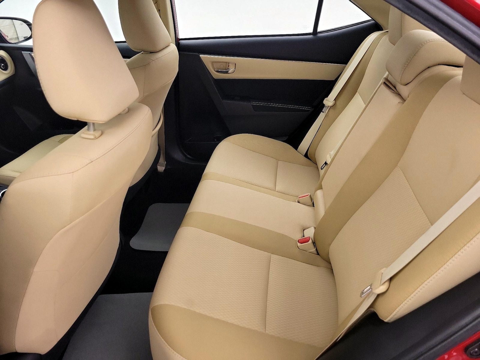 2018 Toyota Corolla LE - Photo 20