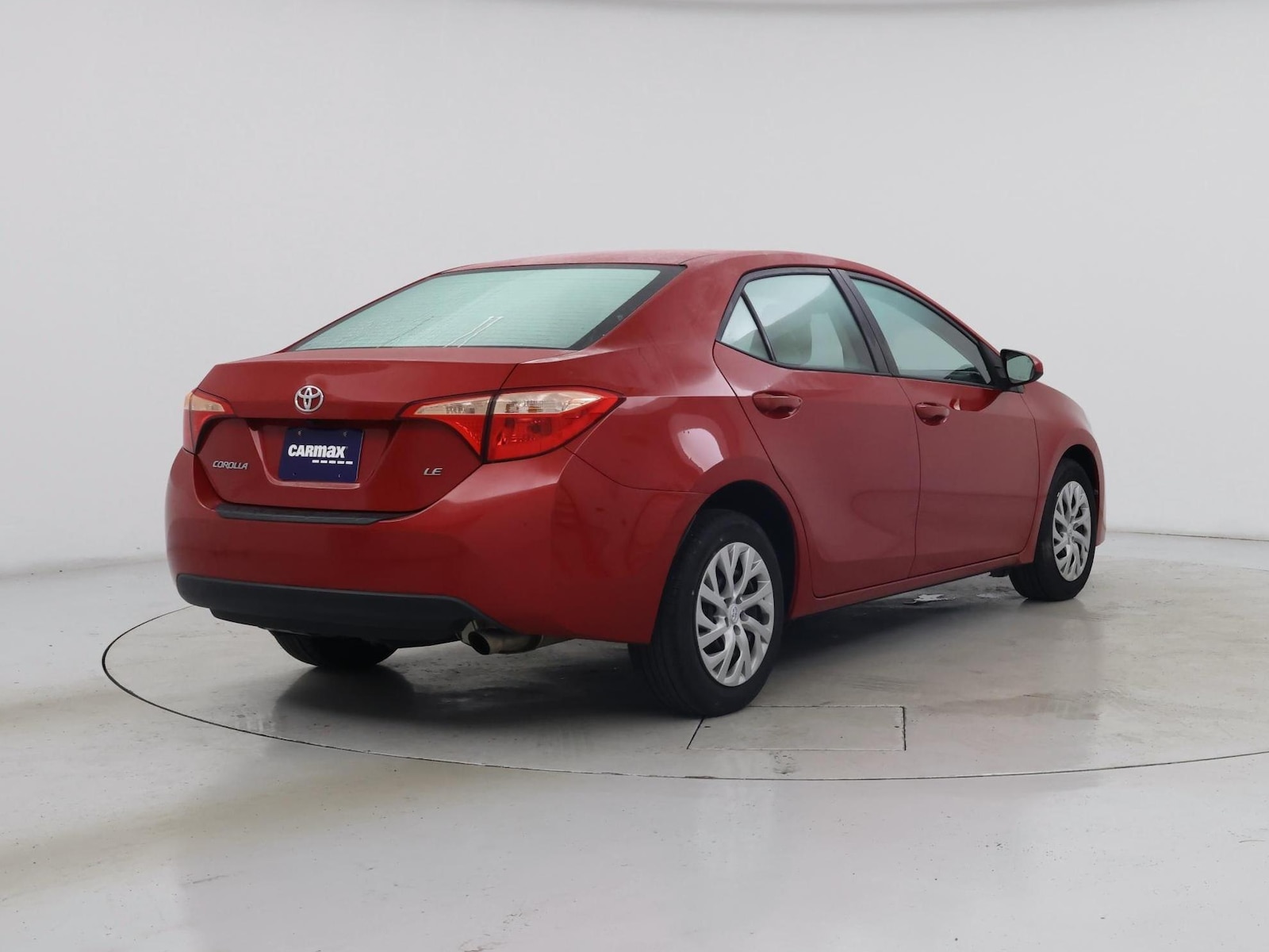 2018 Toyota Corolla LE - Photo 9