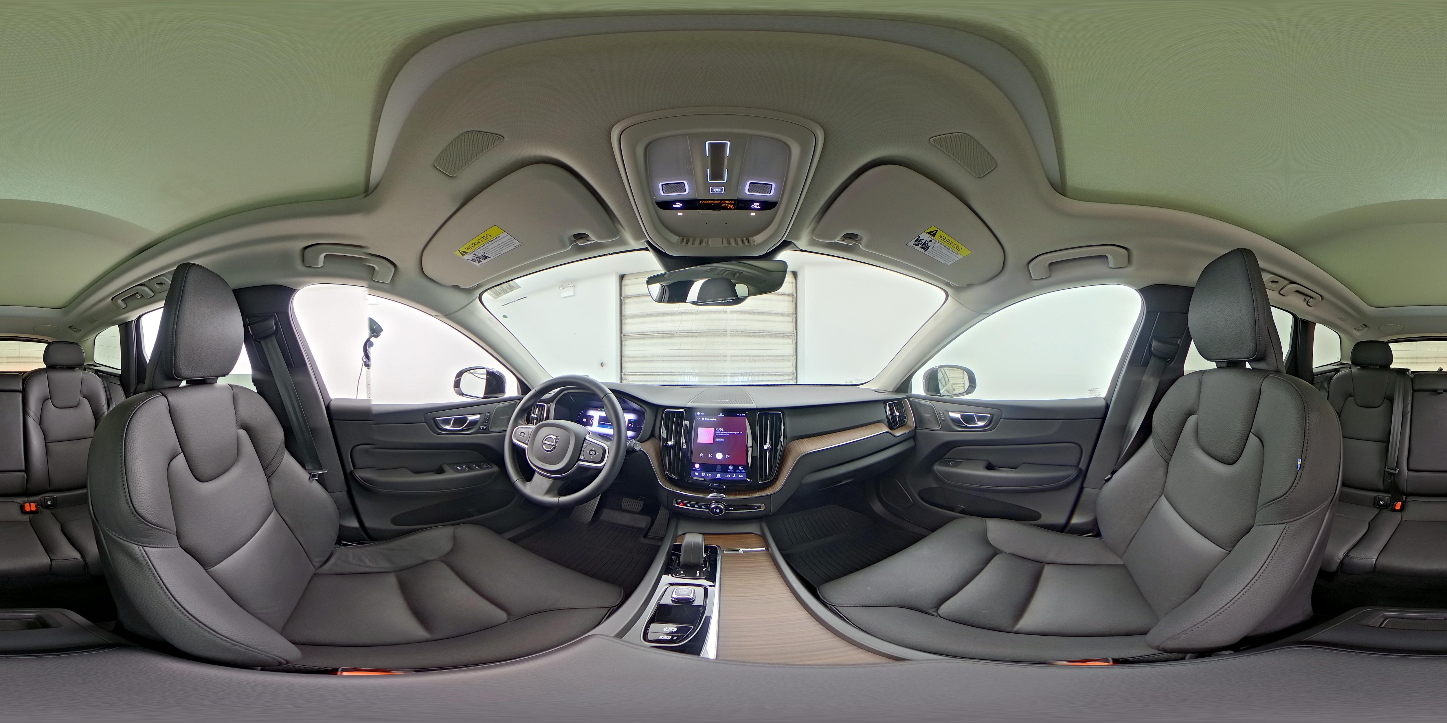 2022 Volvo XC60 Inscription Expression - Photo 25