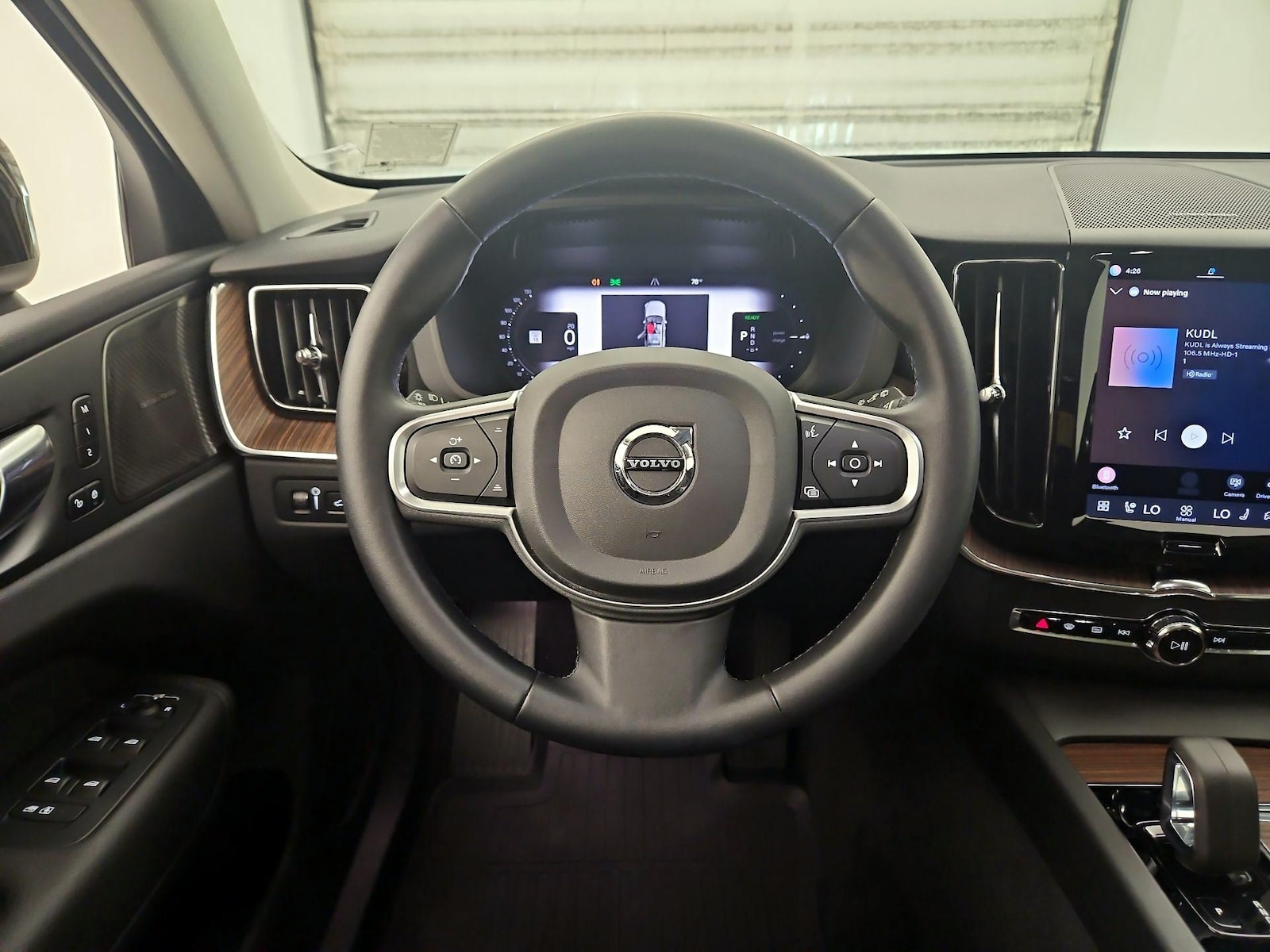 2022 Volvo XC60 Inscription Expression - Photo 11
