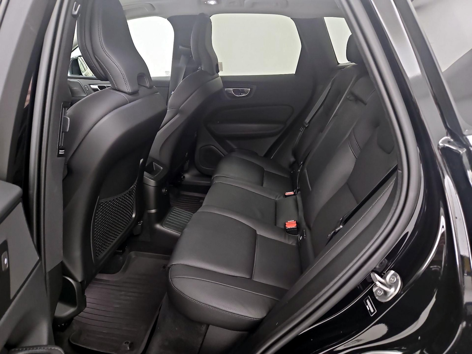 2022 Volvo XC60 Inscription Expression - Photo 21