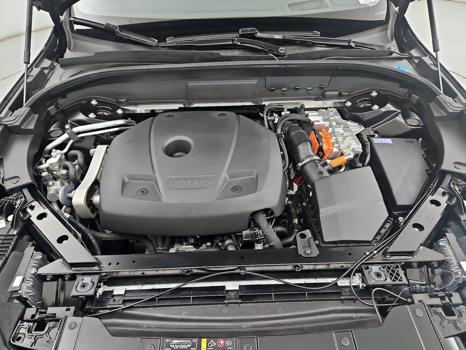 2022 Volvo XC60 Inscription Expression - Photo 23