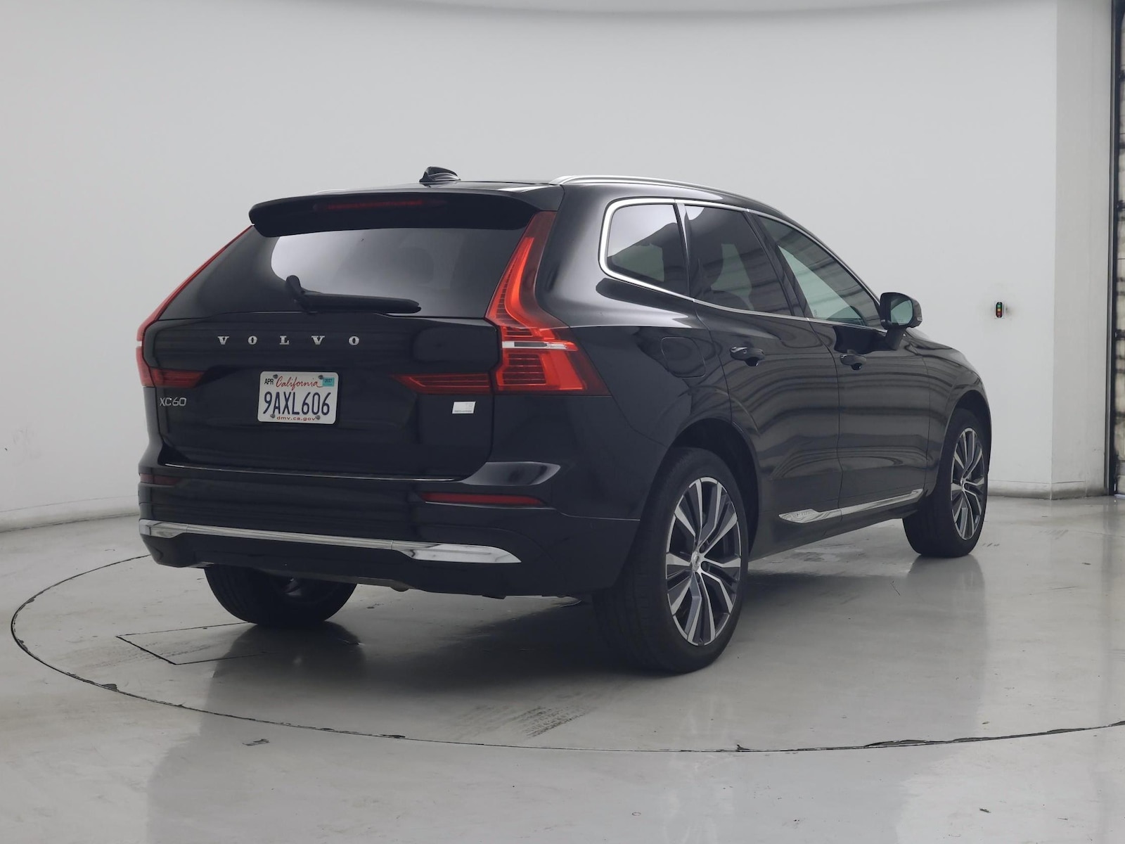 2022 Volvo XC60 Inscription Expression - Photo 9