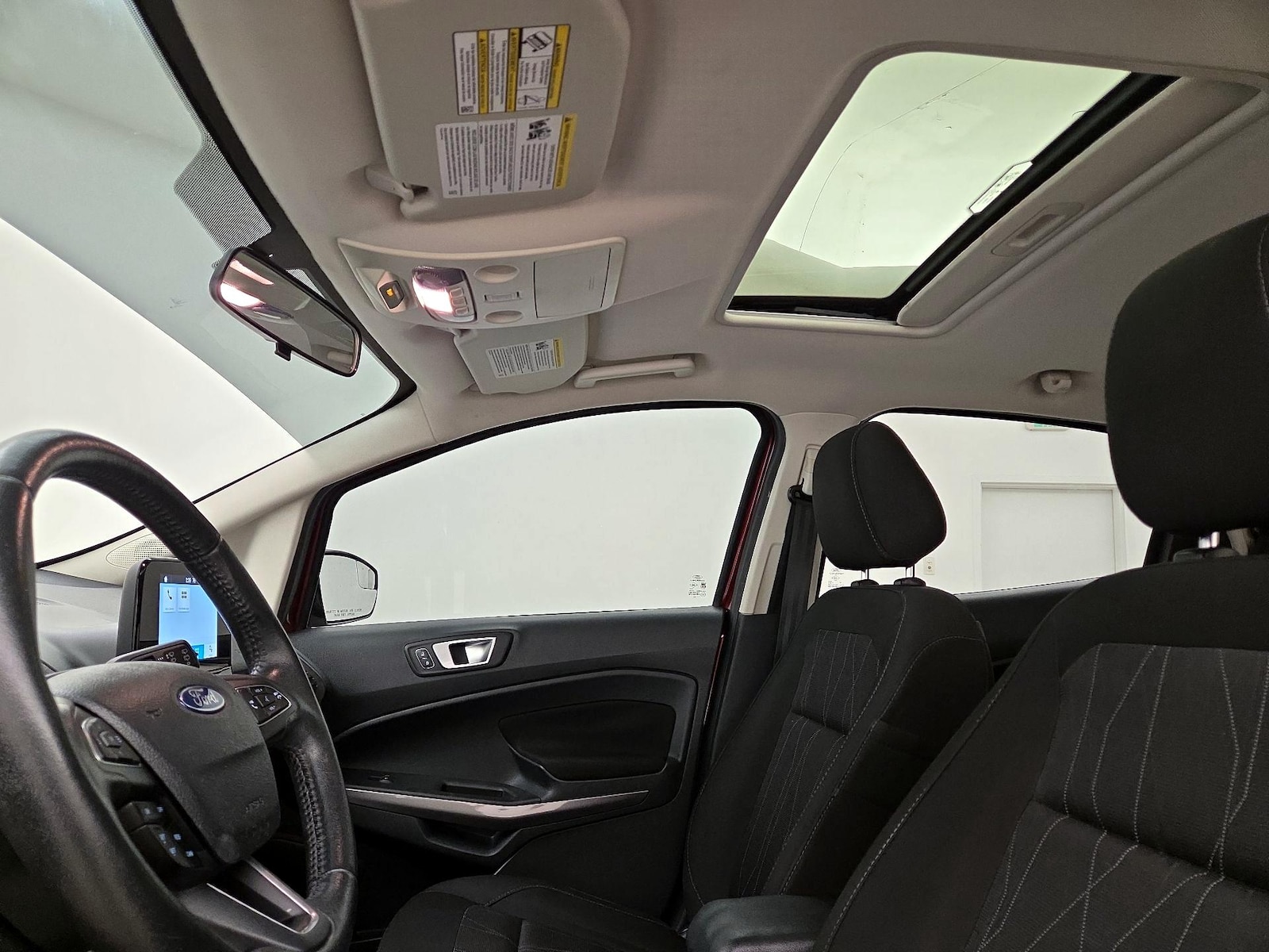 Sunroof(s) & Overhead Airbags