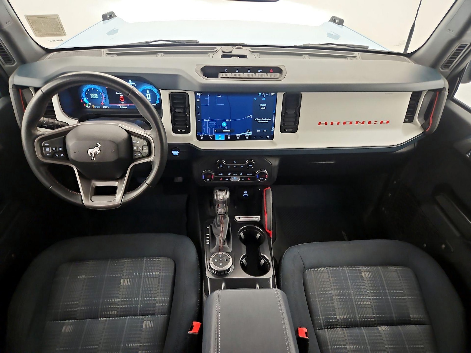 Apple CarPlay® & Android Auto™
