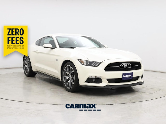 White 2015 Ford Mustang Coupe Rear-Wheel Drive Manual