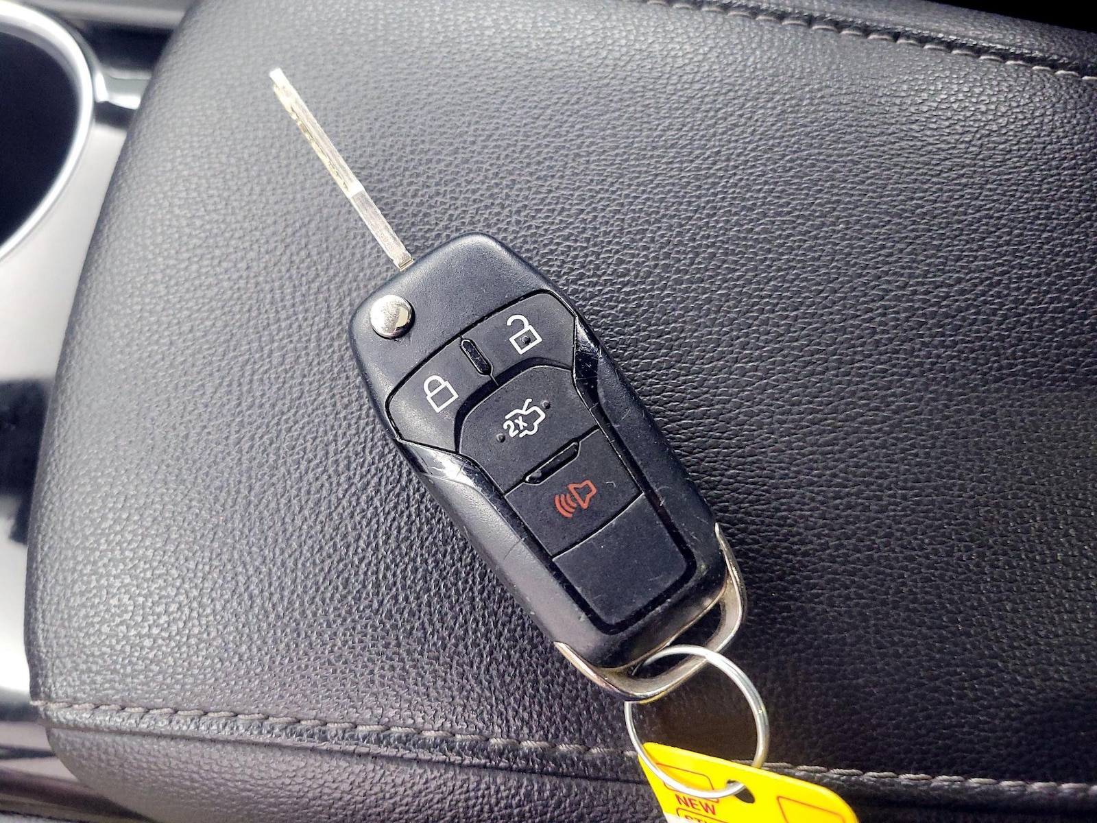 2016 Ford Fusion Hybrid SE - Photo 23
