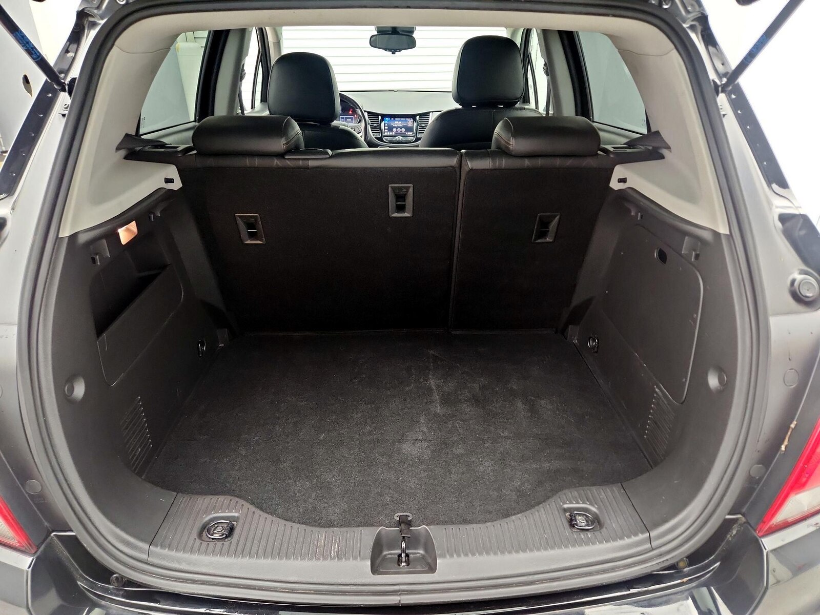 2020 Chevrolet Trax LT - Photo 21