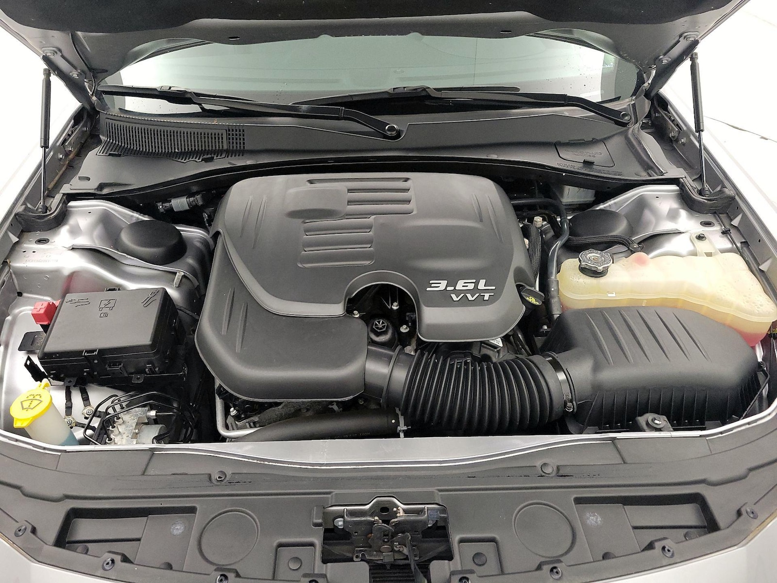 2017 Chrysler 300 Limited - Photo 21