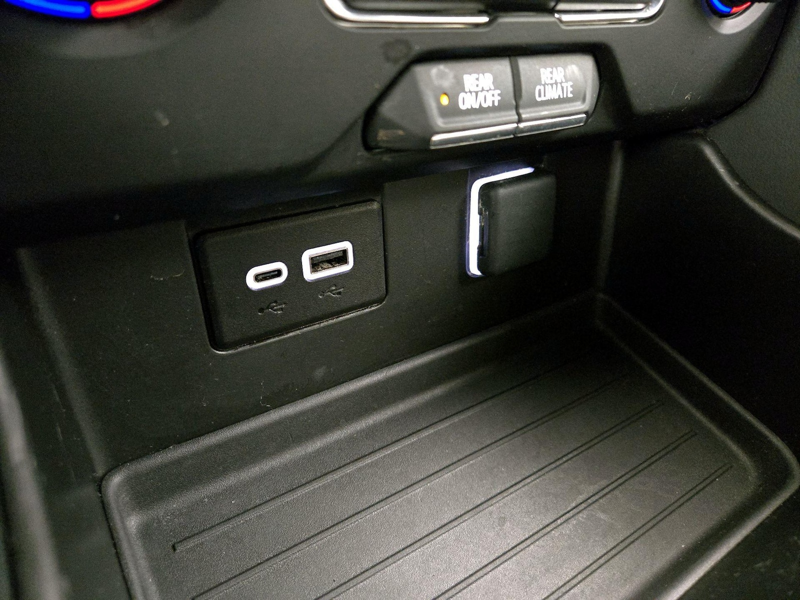 2024 Chevrolet Tahoe LS - Photo 19