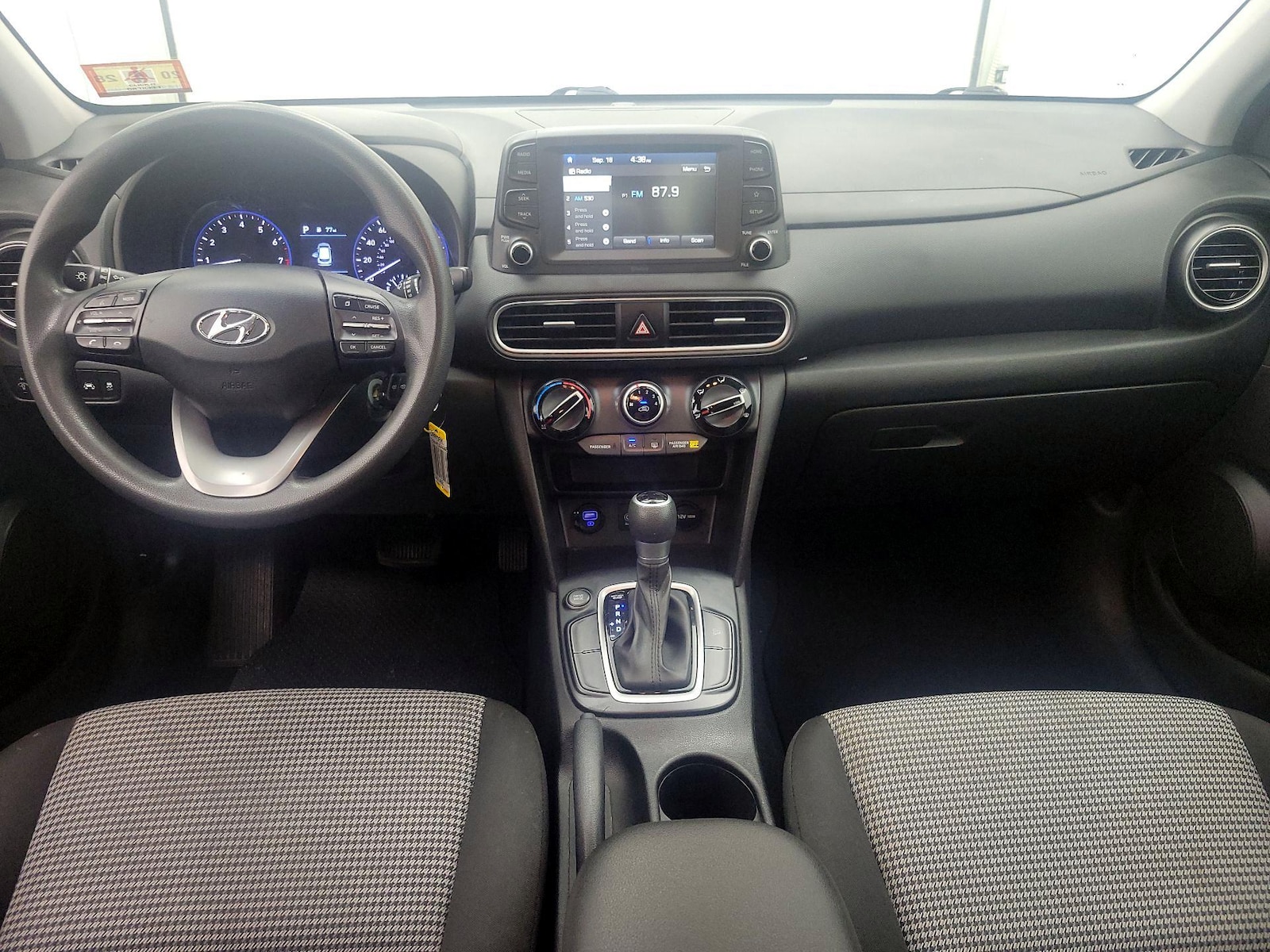 2021 Hyundai Kona SE - Photo 10