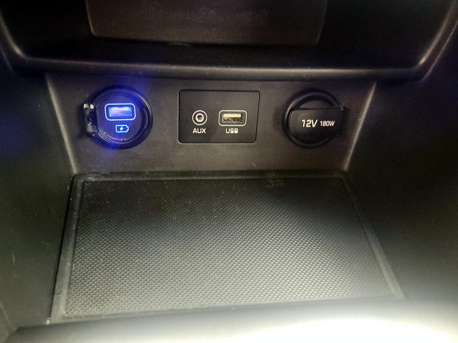 2021 Hyundai Kona SE - Photo 19