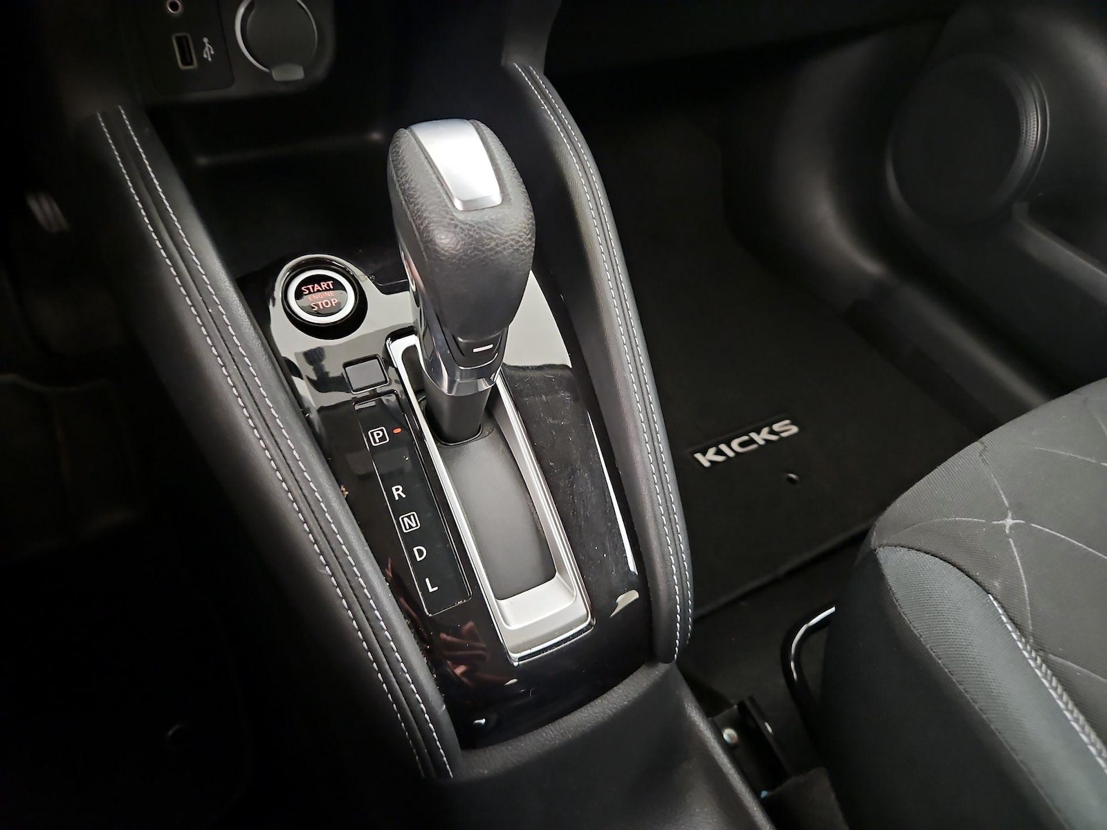 2019 Nissan Kicks SV - Photo 17