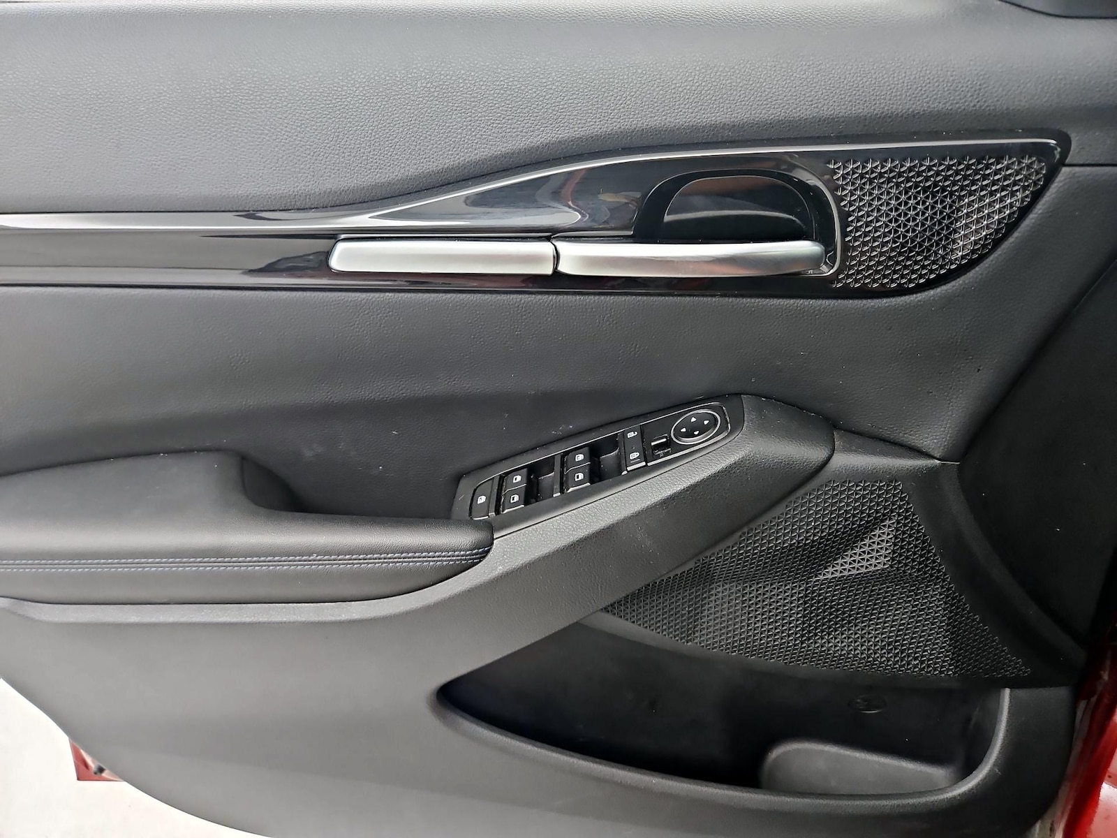 2021 Kia Seltos S - Photo 13
