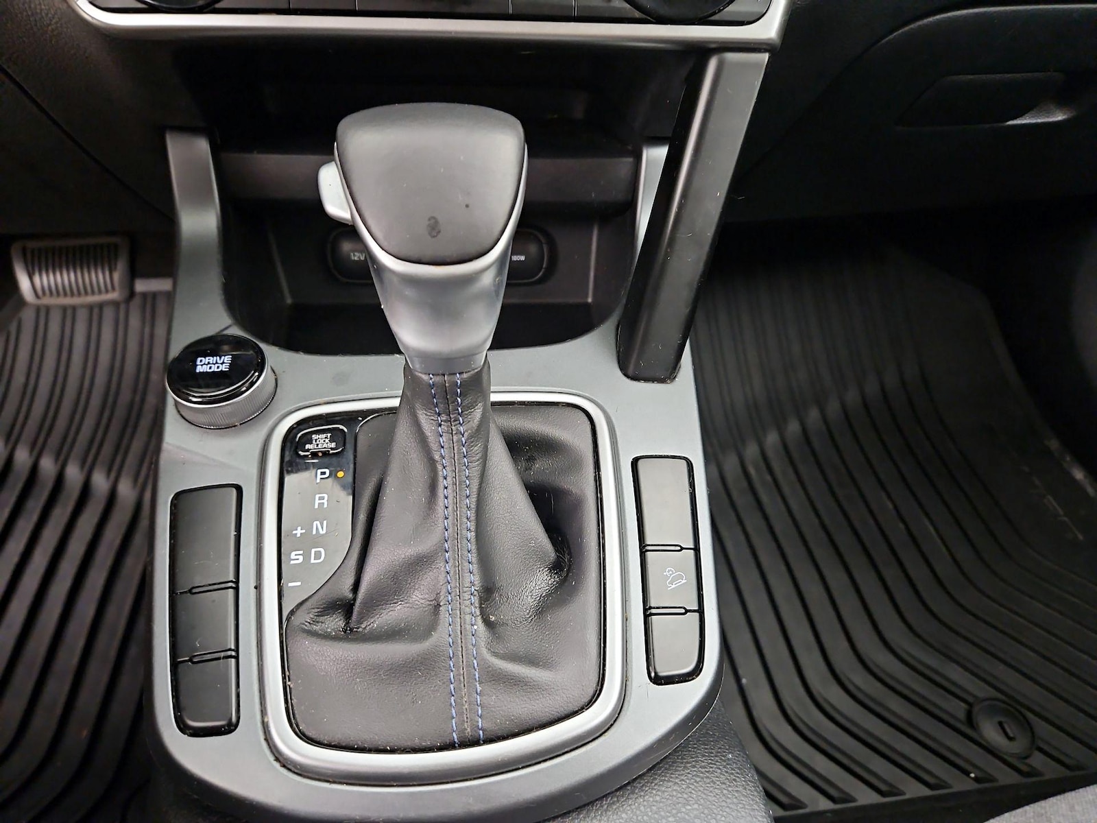 2021 Kia Seltos S - Photo 18
