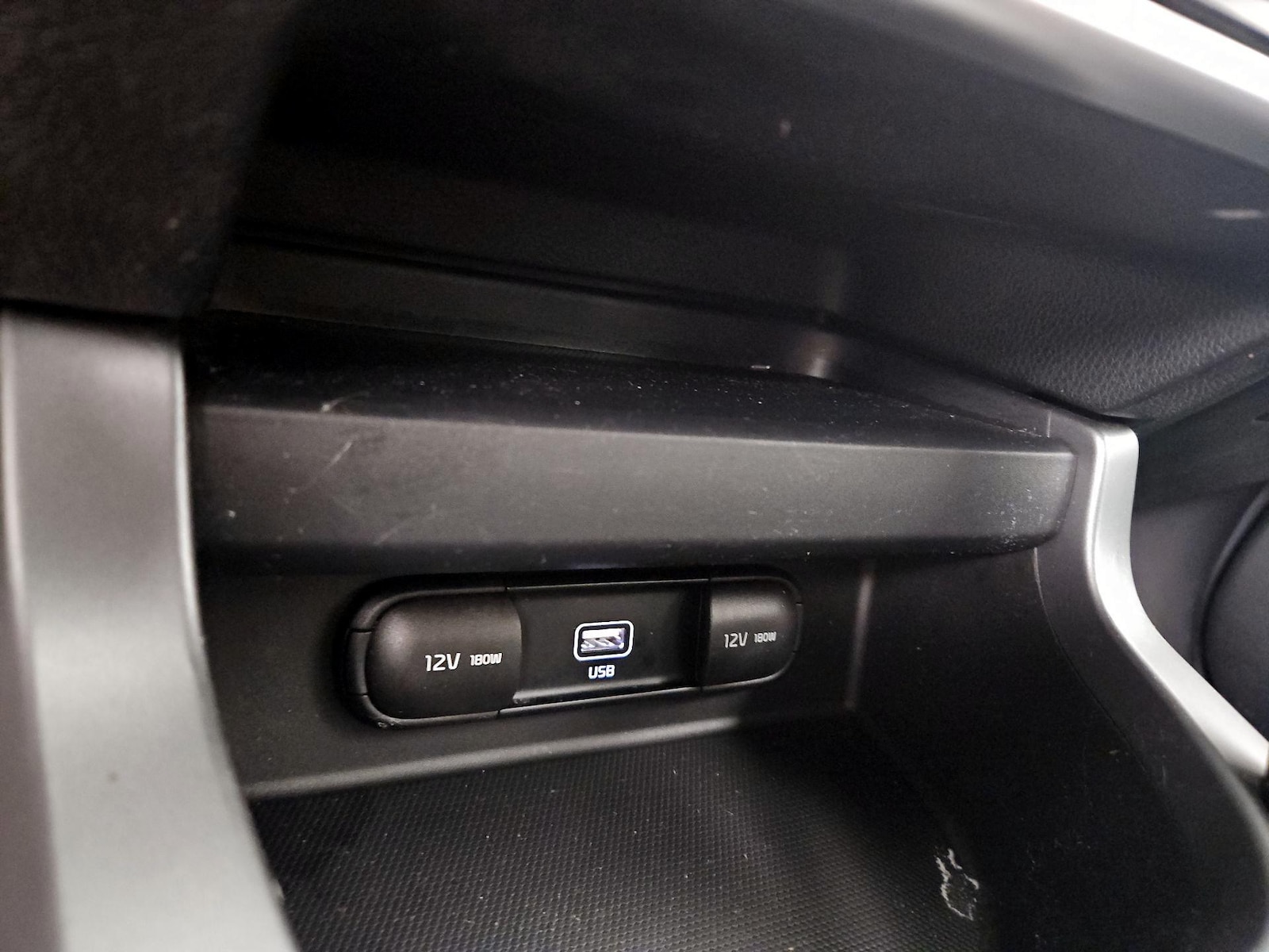 2021 Kia Seltos S - Photo 19
