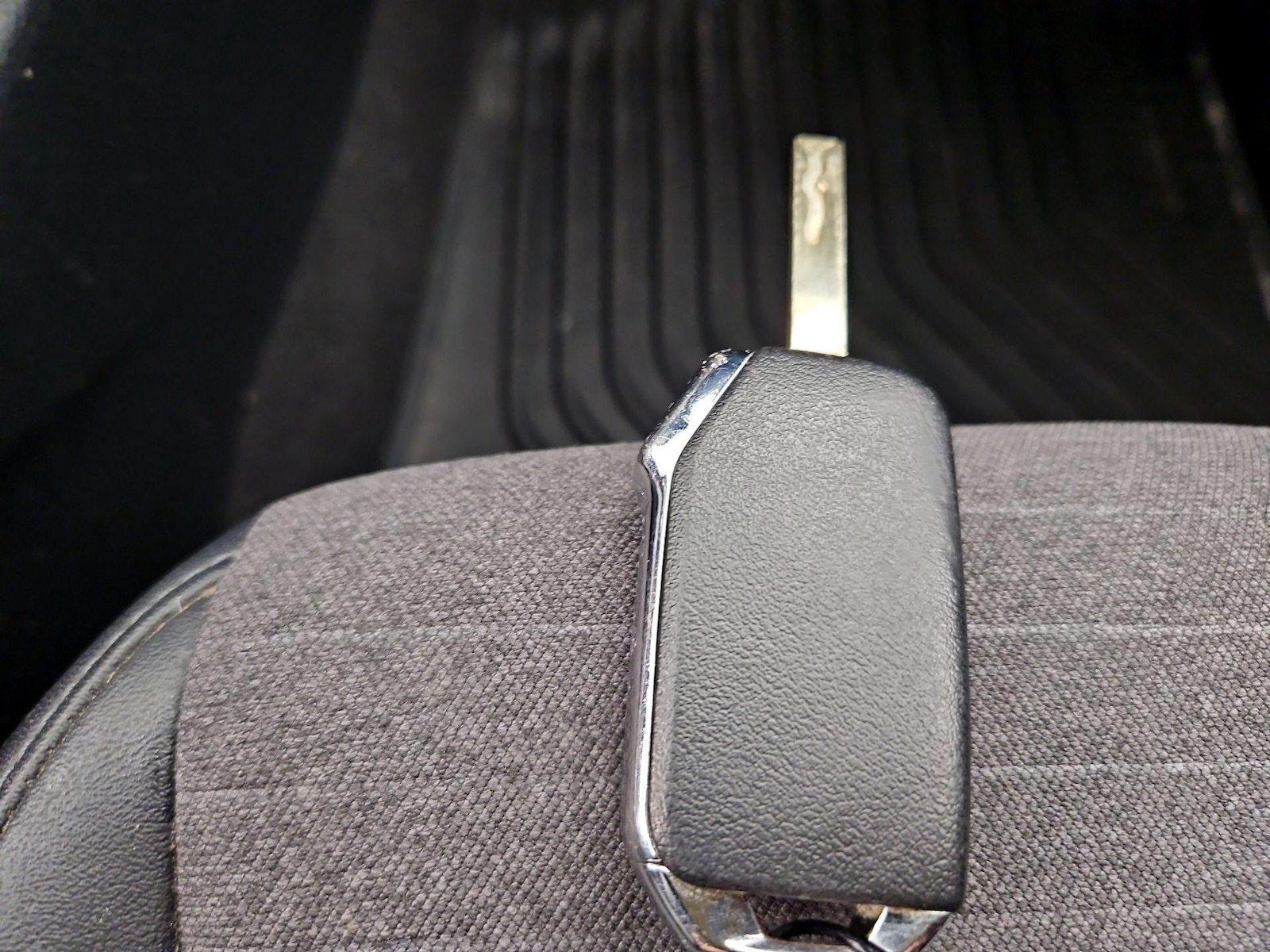 2021 Kia Seltos S - Photo 23