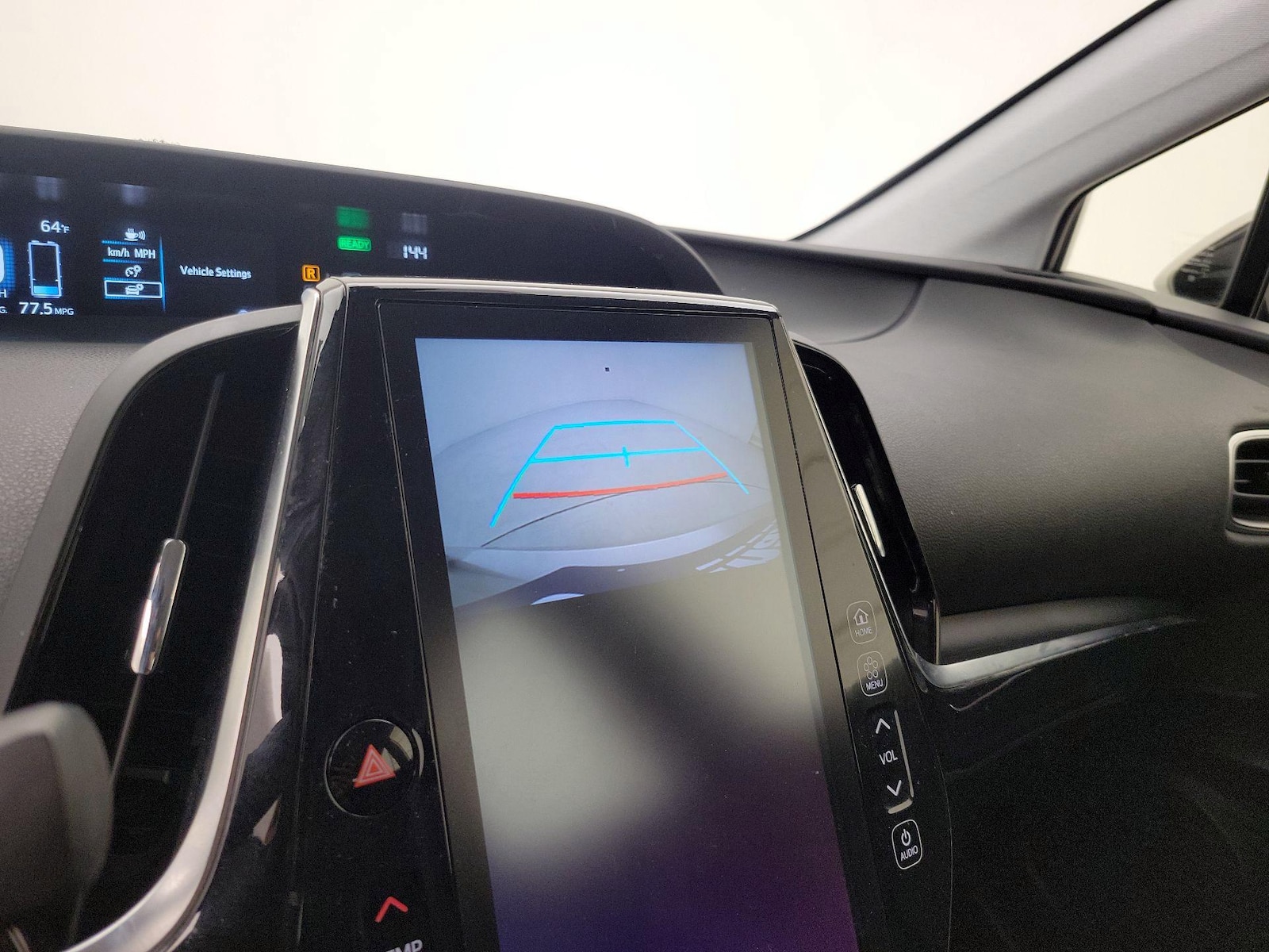 2020 Toyota Prius Prime XLE - Photo 16