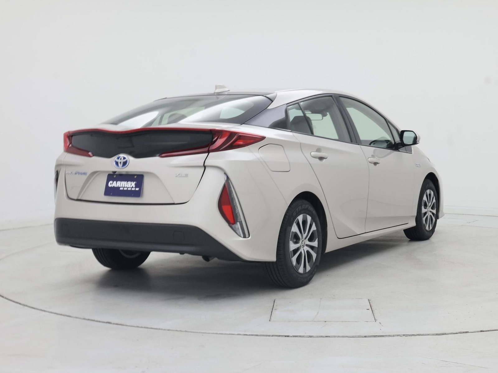 2020 Toyota Prius Prime XLE - Photo 9