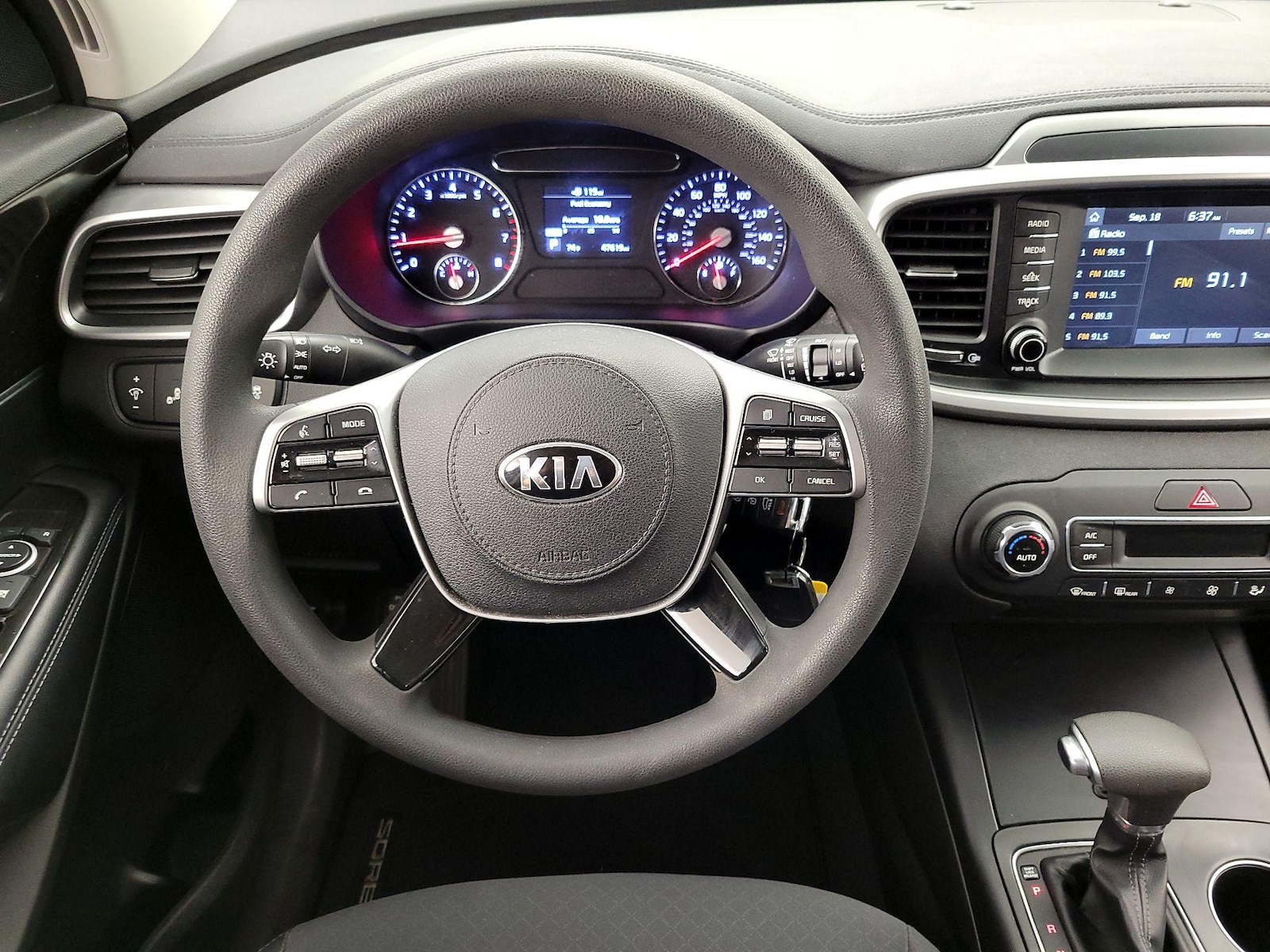 2019 Kia Sorento LX - Photo 11